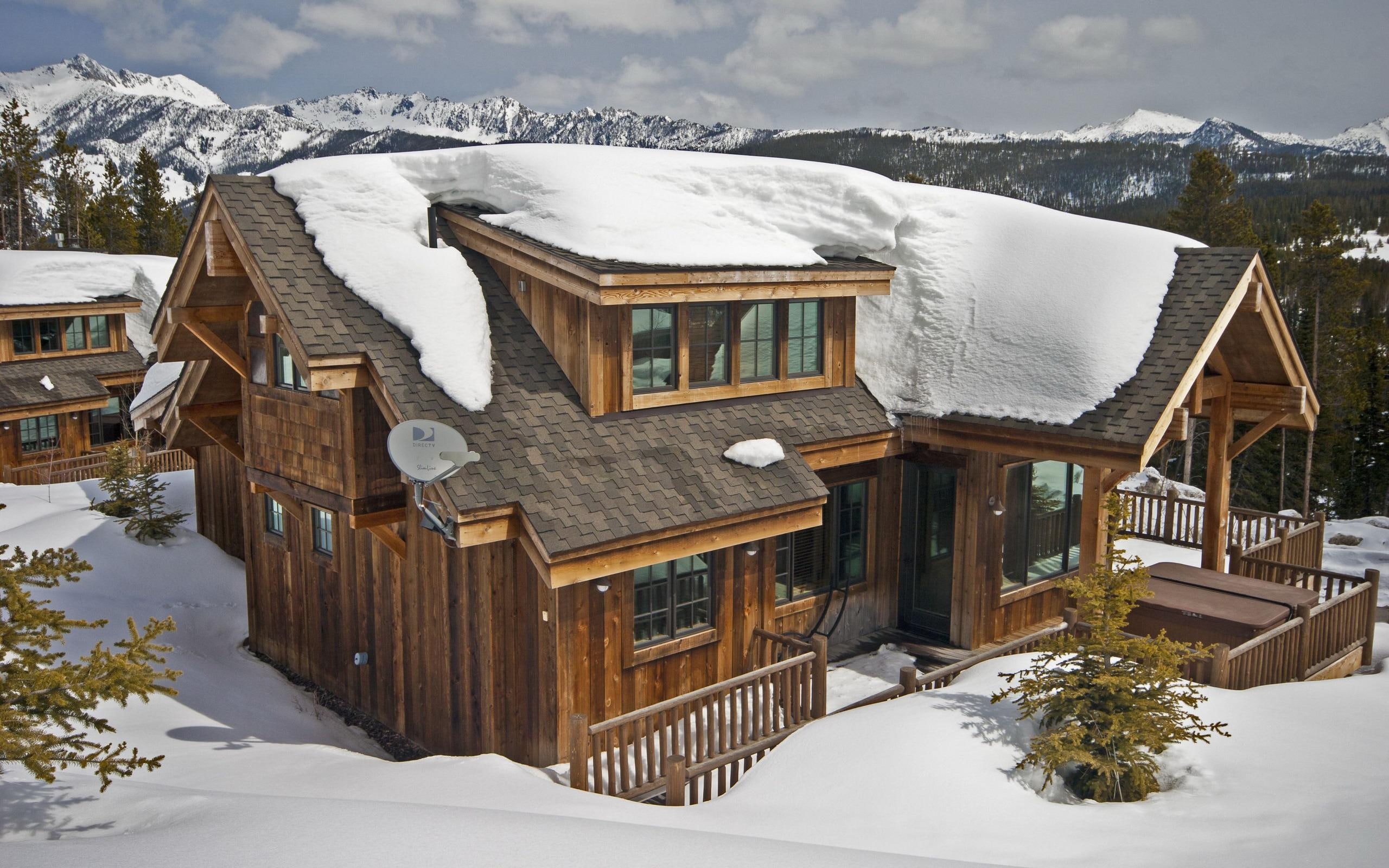 2K, snow, 2560x1600, cabin, brown, world, wooden, mountain, winter, mountains, house, HD Wallpaper