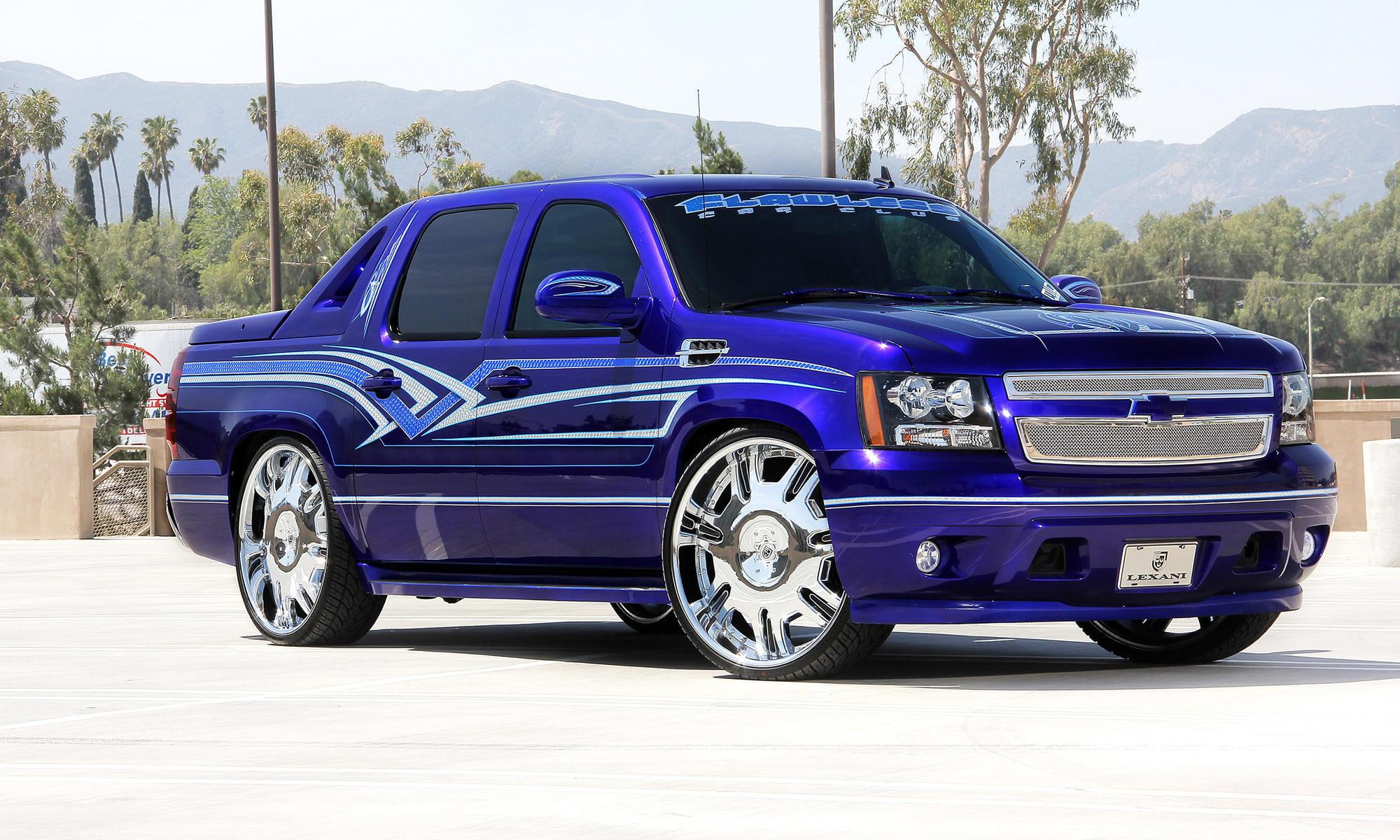 bowtie, custom paint, cars, chrome wheels, 1080P, avalanche, blu, HD Wallpaper