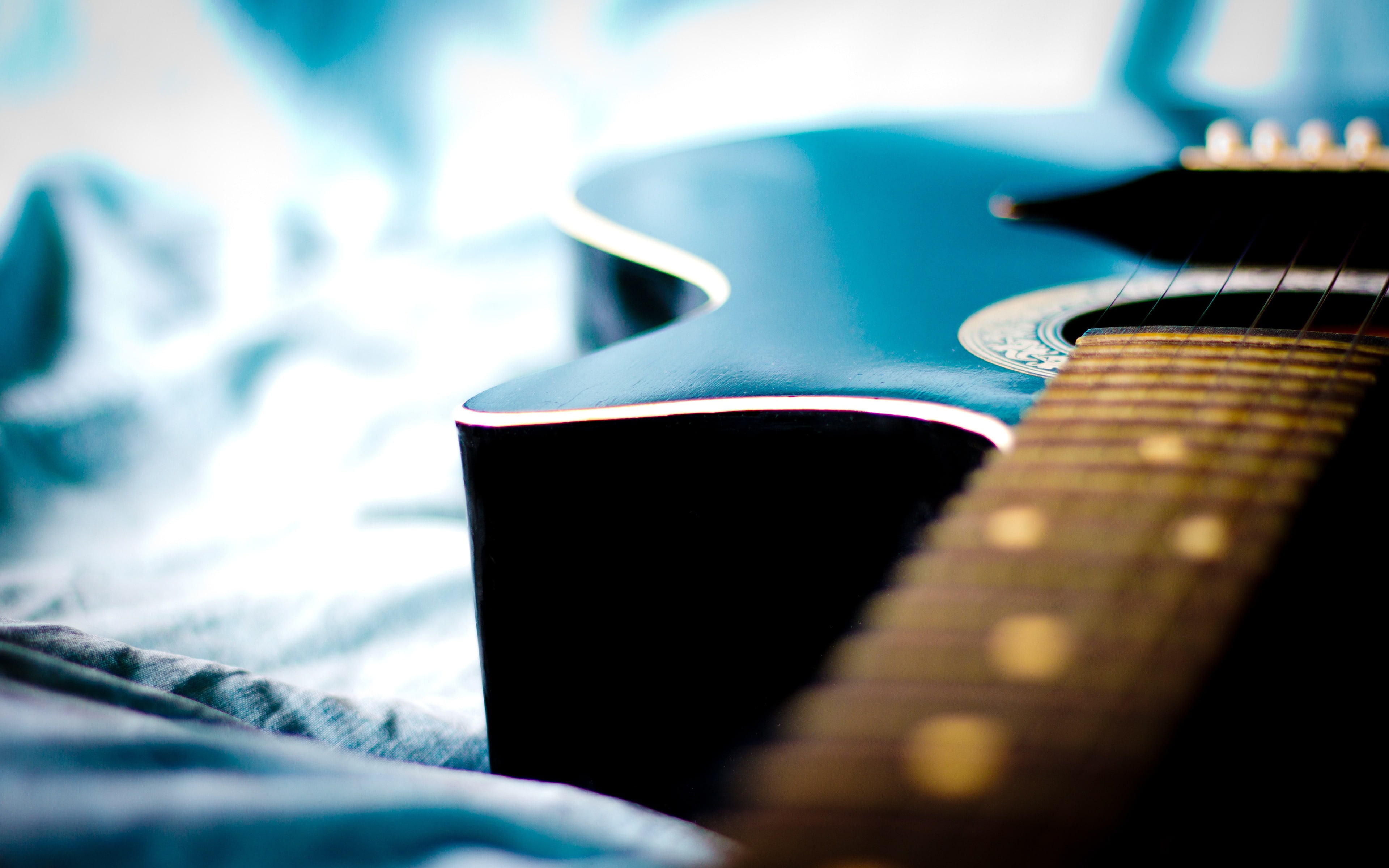 day, musical equipment, technology, background, hd, arts culture and entertainment, 4K, connection, selective focus, music, bokeh, musical instrument string, HD Wallpaper