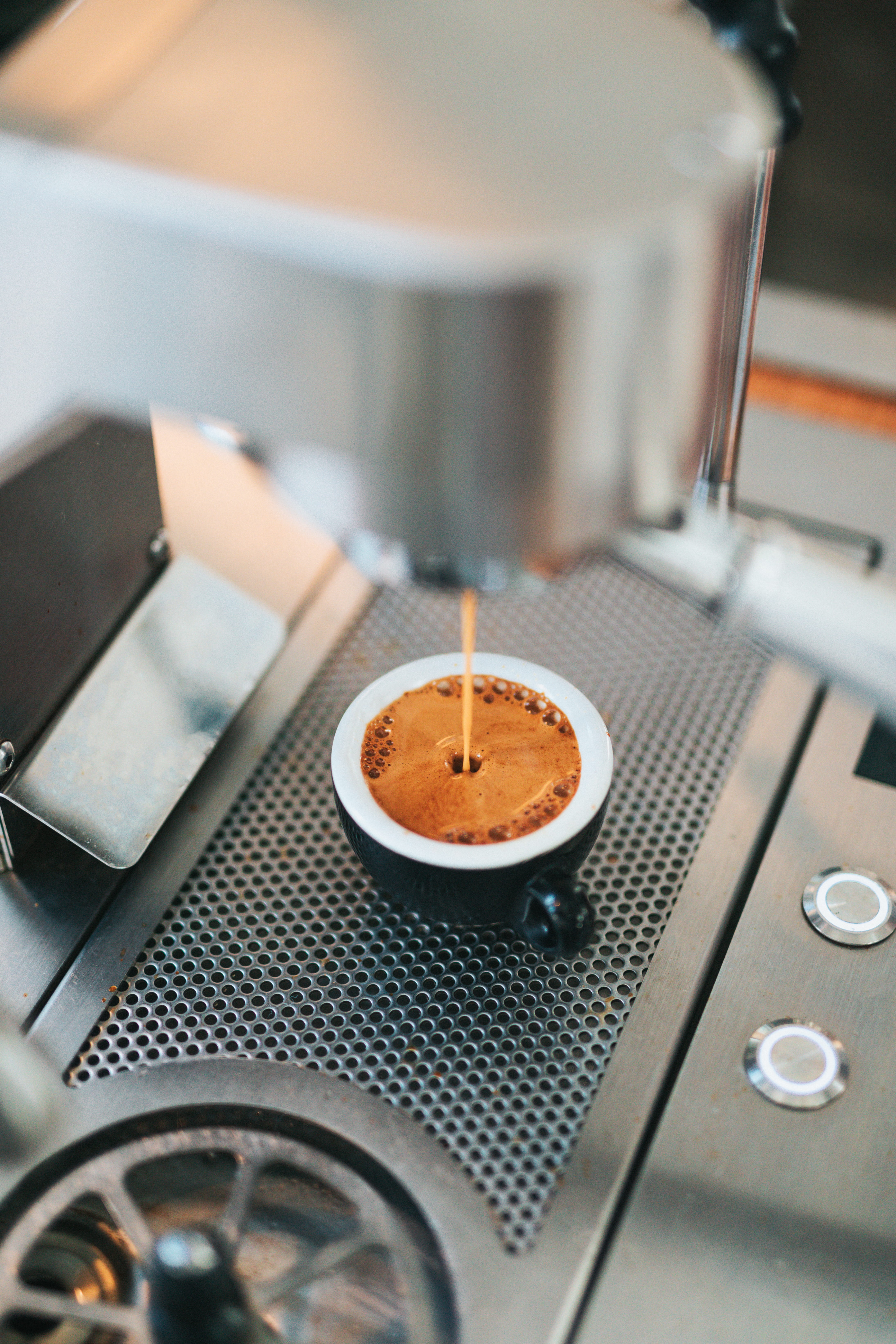 pouring, teacup, stove, equipment, hot drink, food, drip, heat - temperature, coffeemaker, cup, drop, coffee - drink, close-up, drink, selective focus, Phone HD Wallpaper