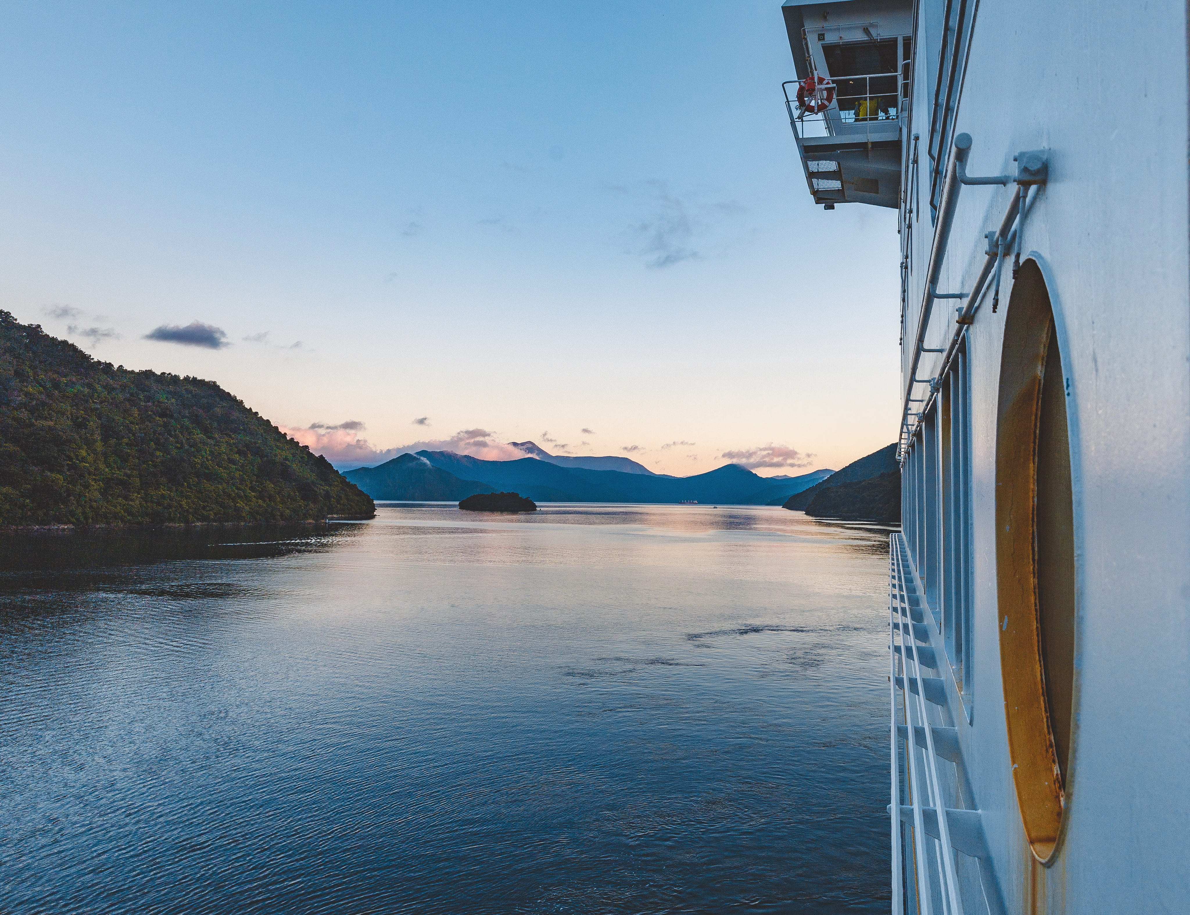 vacation, sunset, travel, gray, ship, mountain range, sail, nature, tranquility, transportation, mountain, summer, mode of transportation, body, boat deck, HD Wallpaper