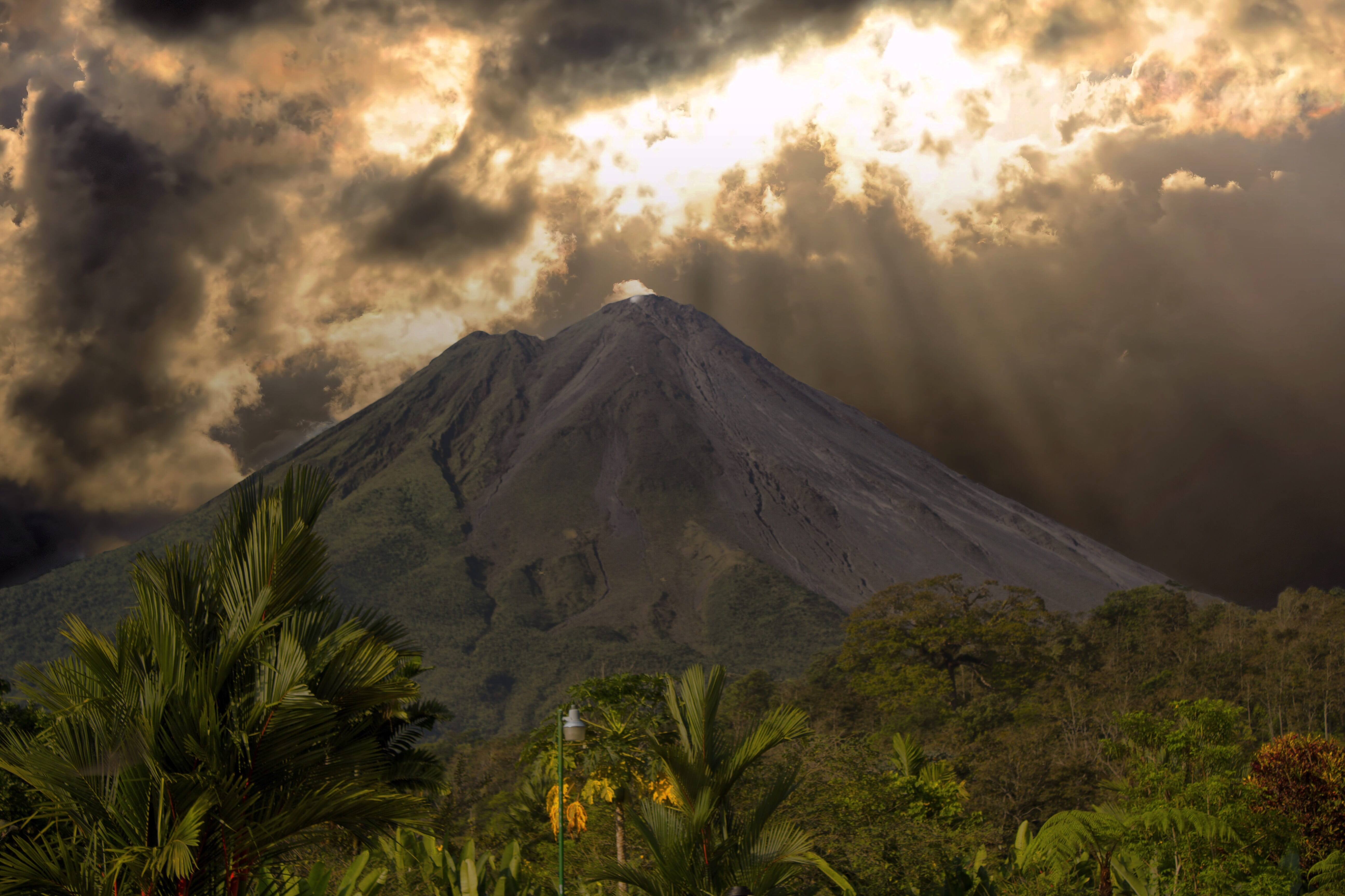 volcanic, tranquility, cloudscape, travel, brown, tropical, costa, no people, wanderlust, 5K, sky, beauty in nature, arenal, non-urban scene, travel destinations, HD Wallpaper
