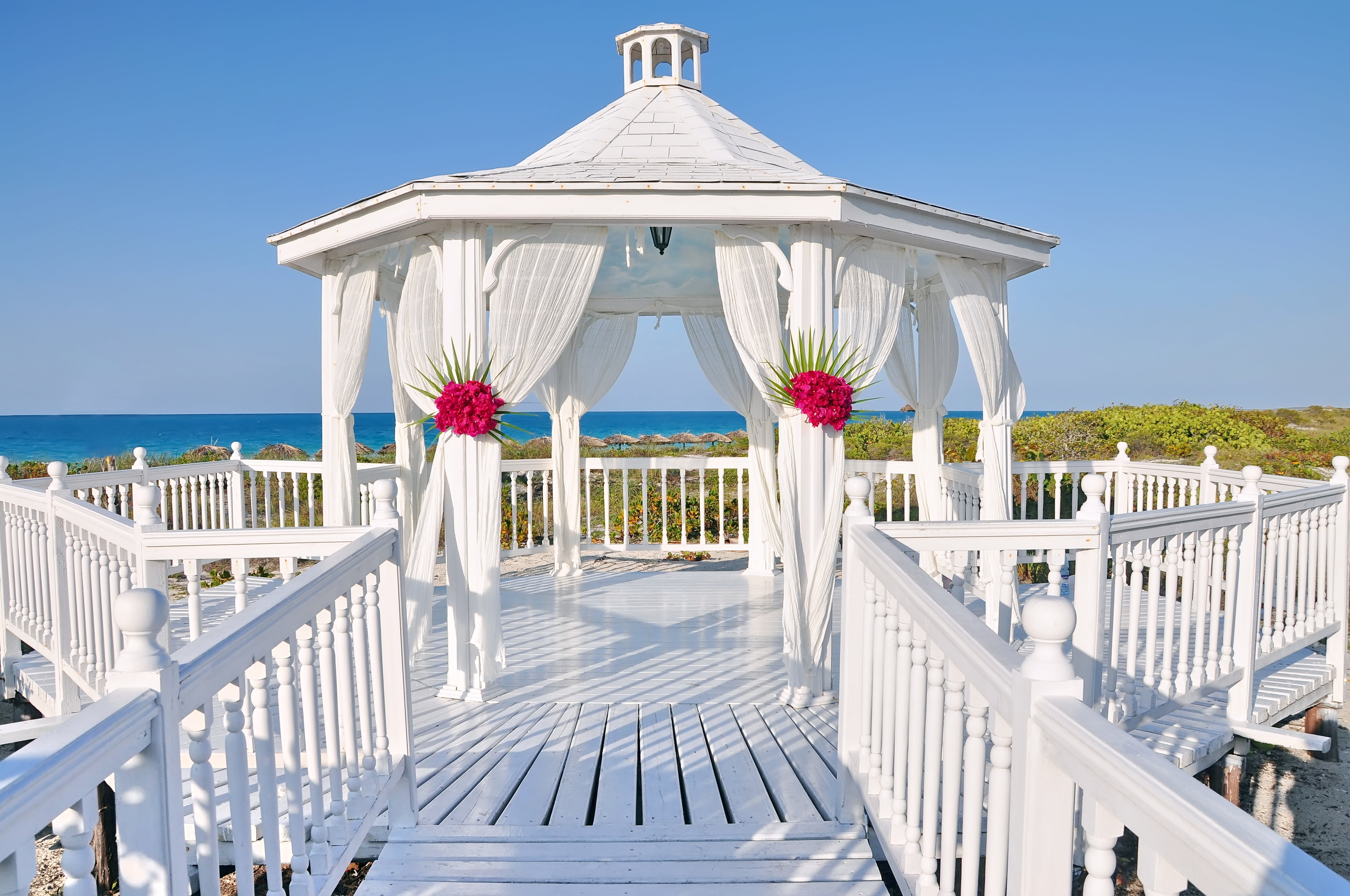 day, building exterior, railing, blue, clear sky, architectural column, water, travel destinations, no people, land, nature, wedding, beach, arbor, sky, HD Wallpaper