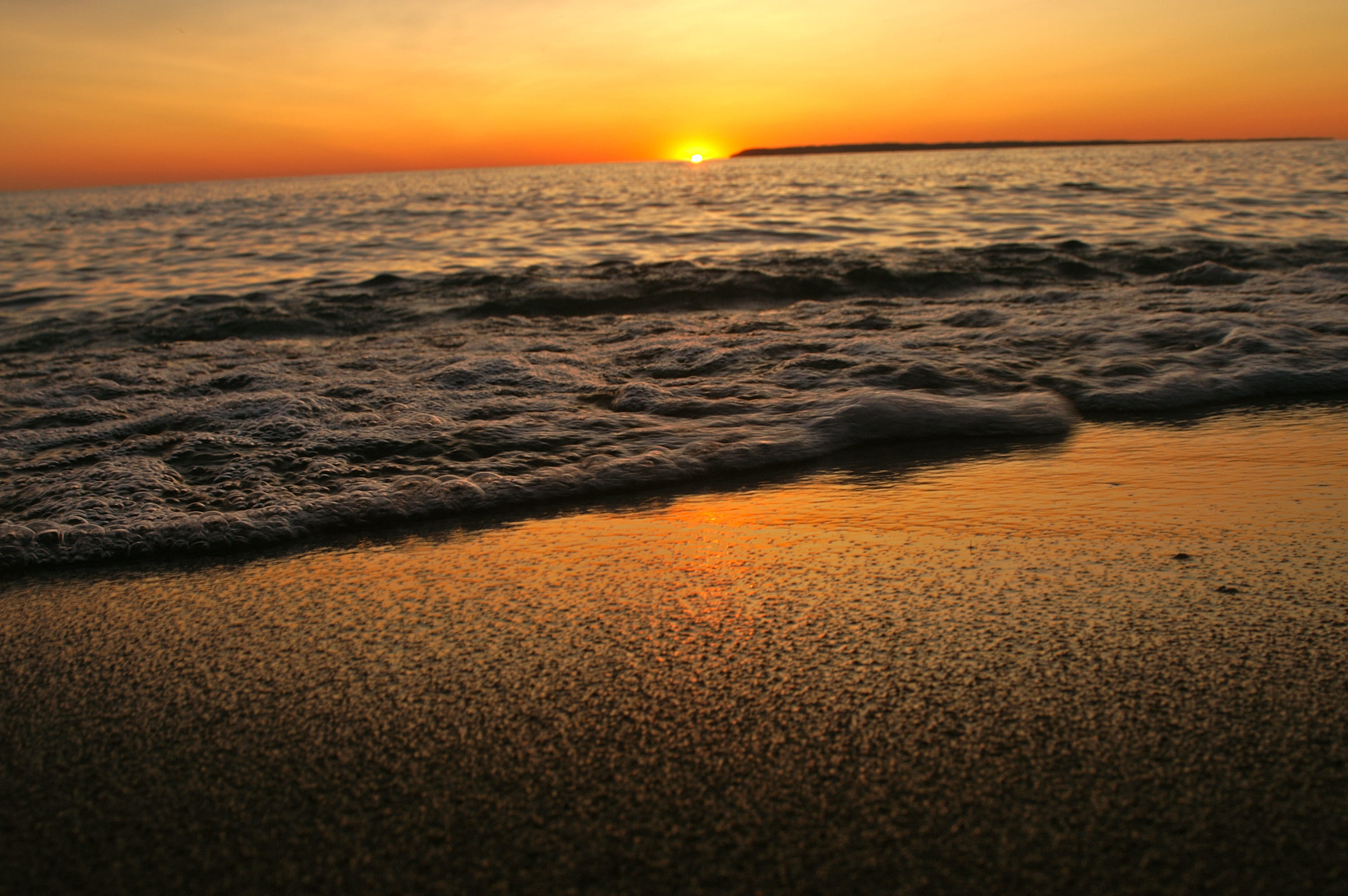 sand, sunset, land, horizon over water, wave, bubbles, water, nature, orange color, lake, 2K, sky, scenics - nature, michigan, glen arbor, motion, surfing, HD Wallpaper