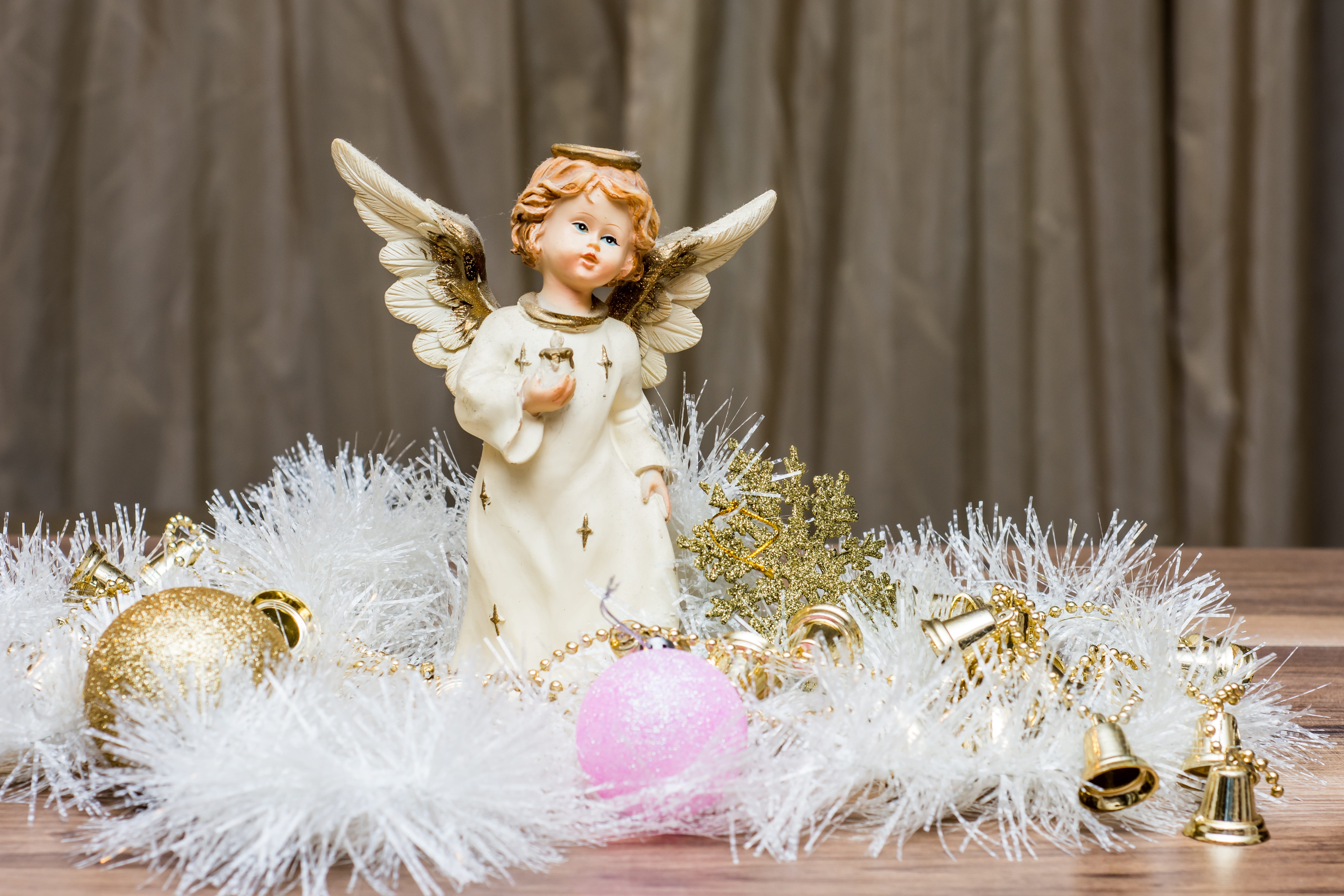 happiness, innocence, christmas presents, eve, present, happy, christmas, 5K, nature, one person, winter, white color, festive, celebrate, angel, holiday, HD Wallpaper