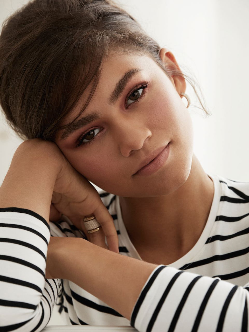 720P, women, actress, Zendaya, brunette, portrait, looking at viewer, striped clothing, singer, women indoors, Phone HD Wallpaper