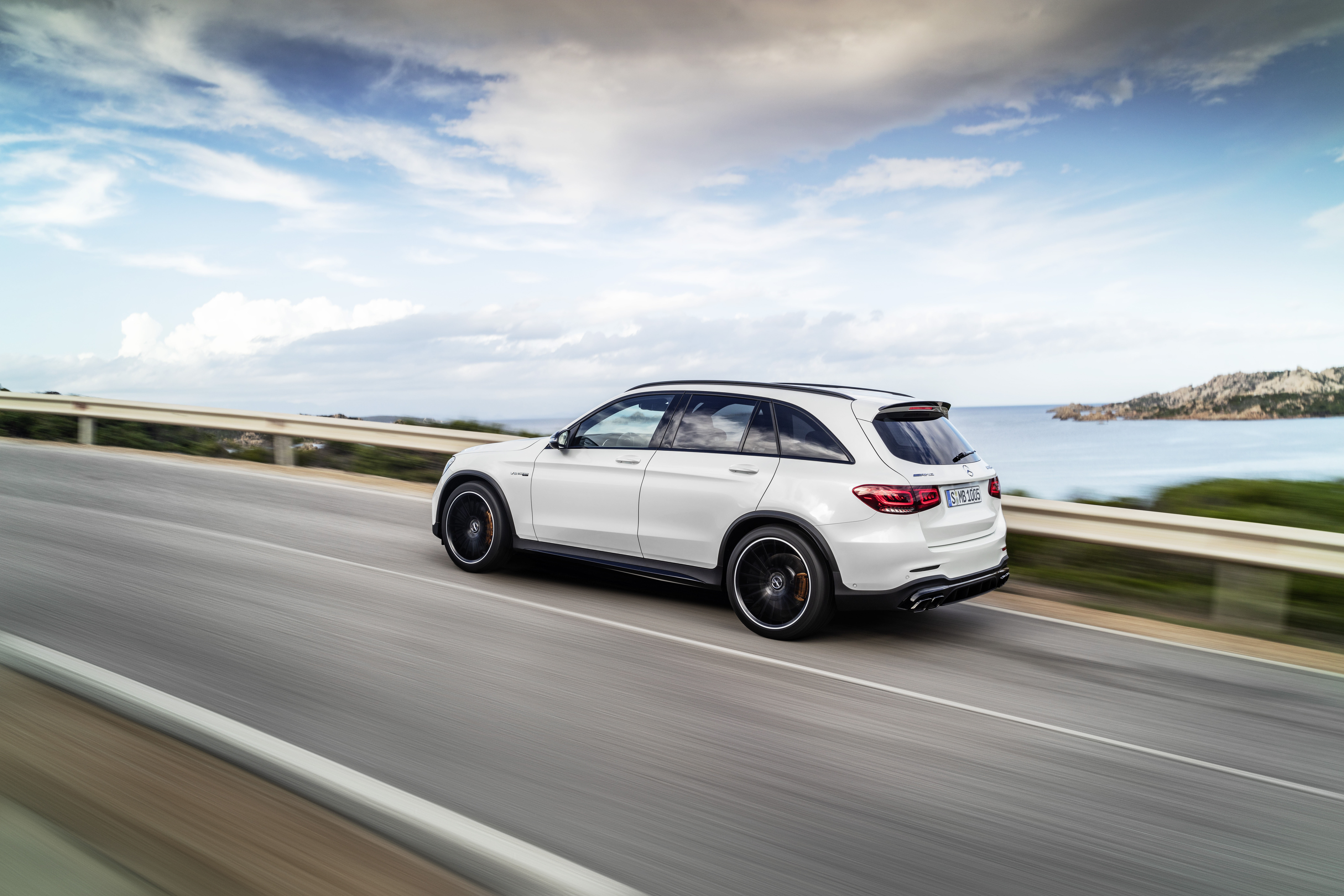 SUV, Car, Mercedes-AMG GLC 63 S, White Car, Mercedes-Benz GLC-Class, 8K, Mercedes-AMG, Mercedes-Benz, Vehicle, HD Wallpaper