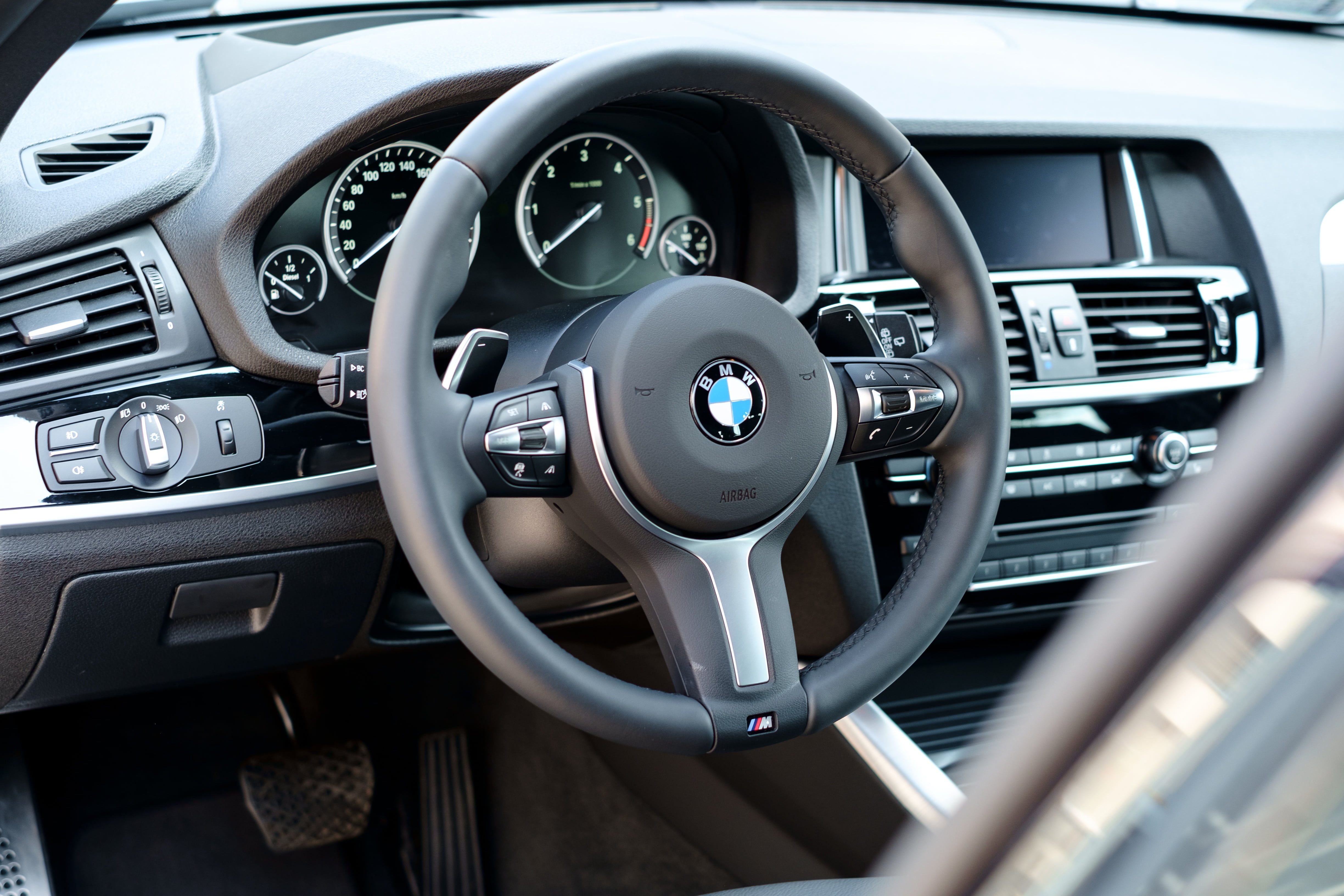 water, drive, cleaning, black, style, control panel, machine, no people, hygiene, slk, motor, wheel, bmw, steering, car, wash, vehicle part, indoors, design, HD Wallpaper
