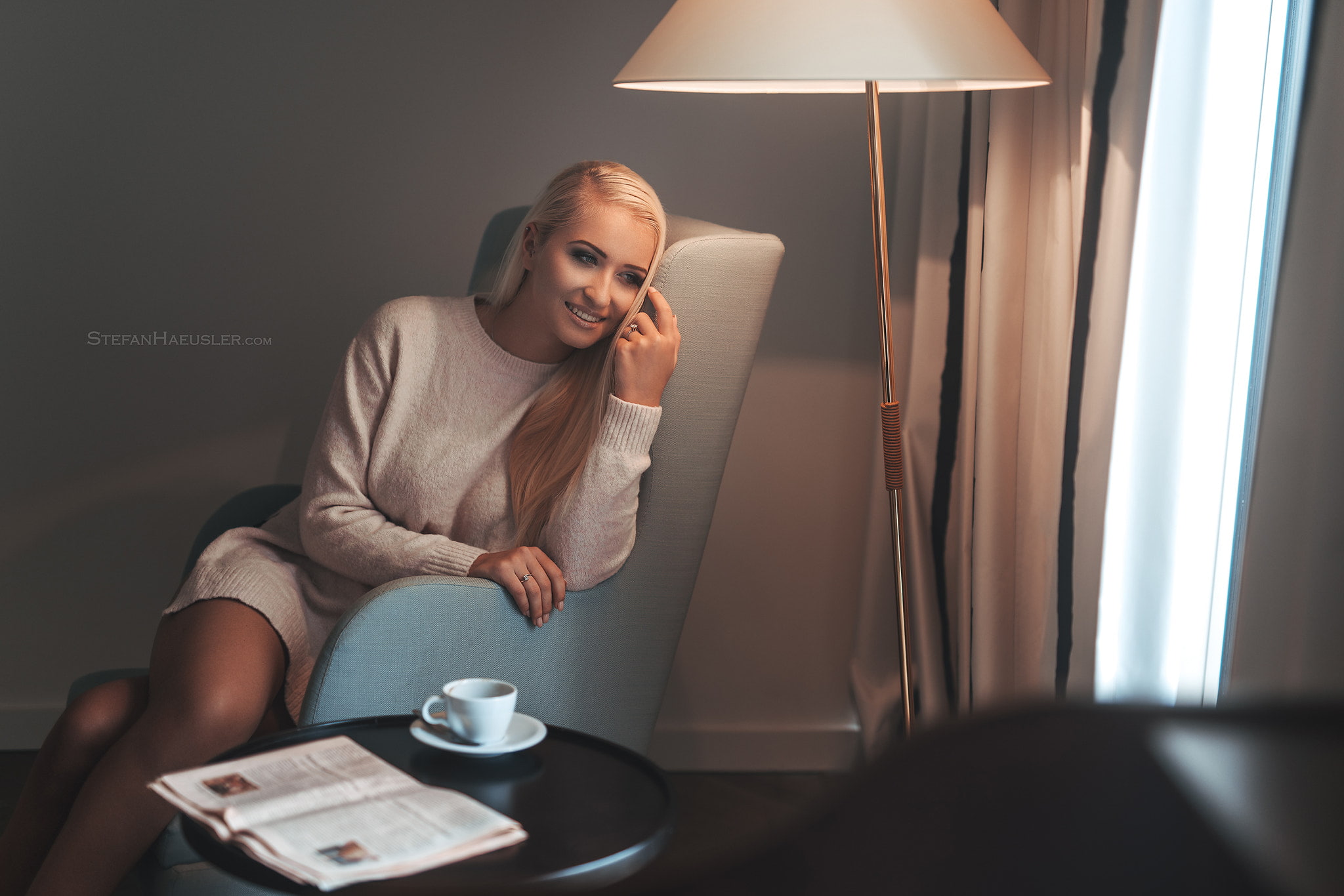 lifestyles, portrait, young adult, cup, indoors, home interior, technology, communication, beautiful woman, 1080P, food and drink, wireless technology, HD Wallpaper