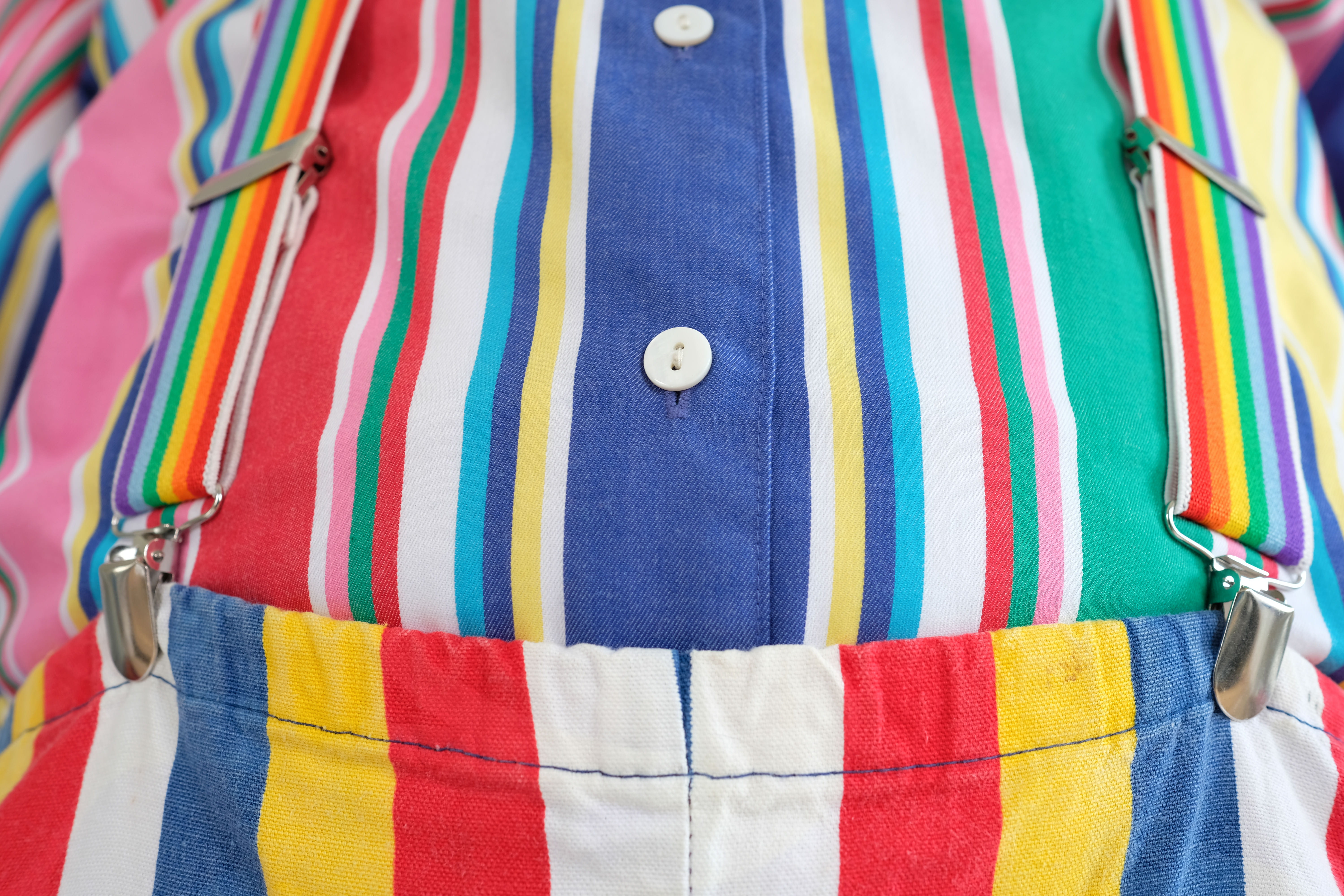 set, happy, white, lazy, multi Colored, button-up, blue, for sale, day, green, no people, indoors, striped, hanging, still life, bottoms, fat, close-up, HD Wallpaper