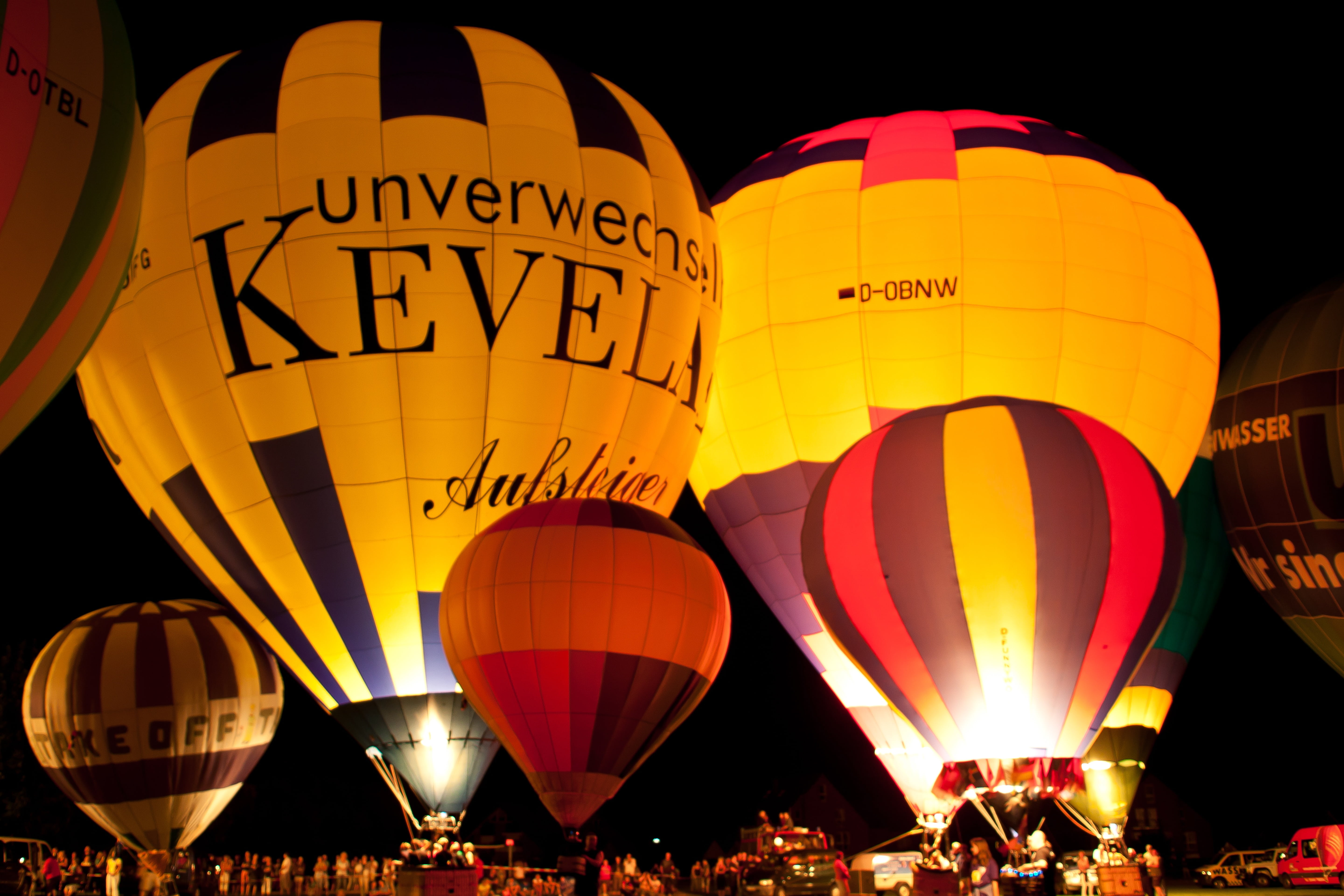 drive, float, travel, aircraft, take off, hot air, air sports, summer, sky, outdoors, flying, balloon, fly, ballooning festival, at night, group of people, HD Wallpaper
