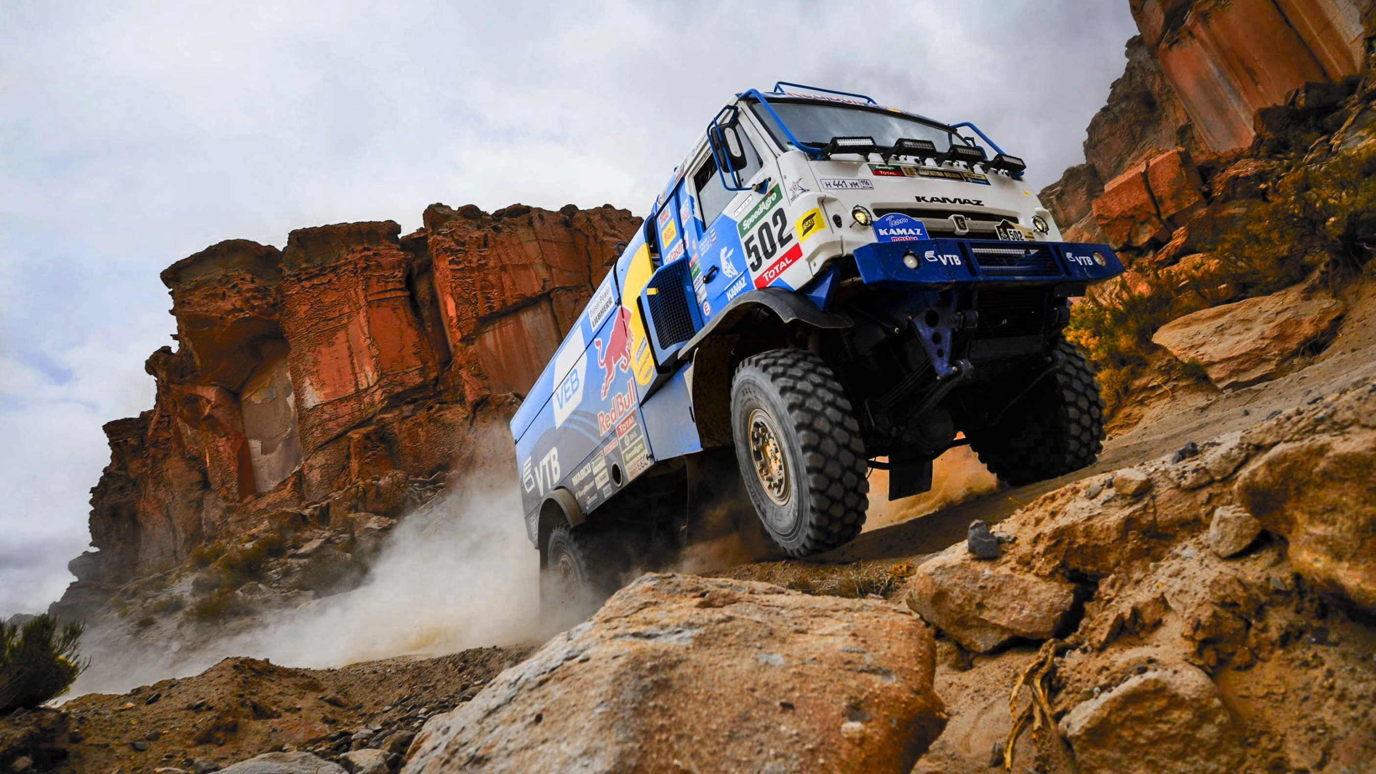 Rocks, Rally, The roads, 2K, Stones, Beauty, Mountains, The sky, Race, Dakar, Best, Contest, Sand, Truck, The front, Russia, Wheel, Beast, Master, RedBull, HD Wallpaper