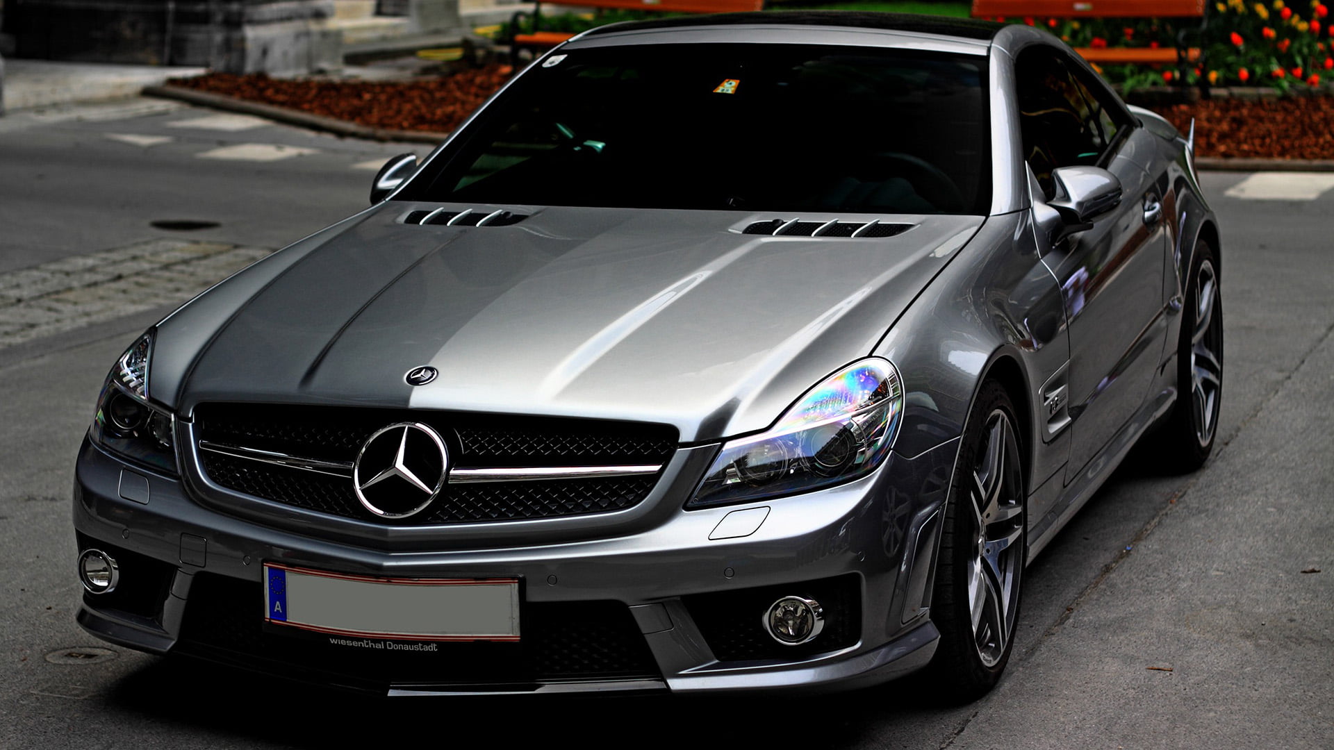 chrome, motor vehicle, stationary, wheels, car, new, wheel, race, metal, parking lot, focus on foreground, grate, outdoors, luxury, wheeled vehicle, automotive, HD Wallpaper