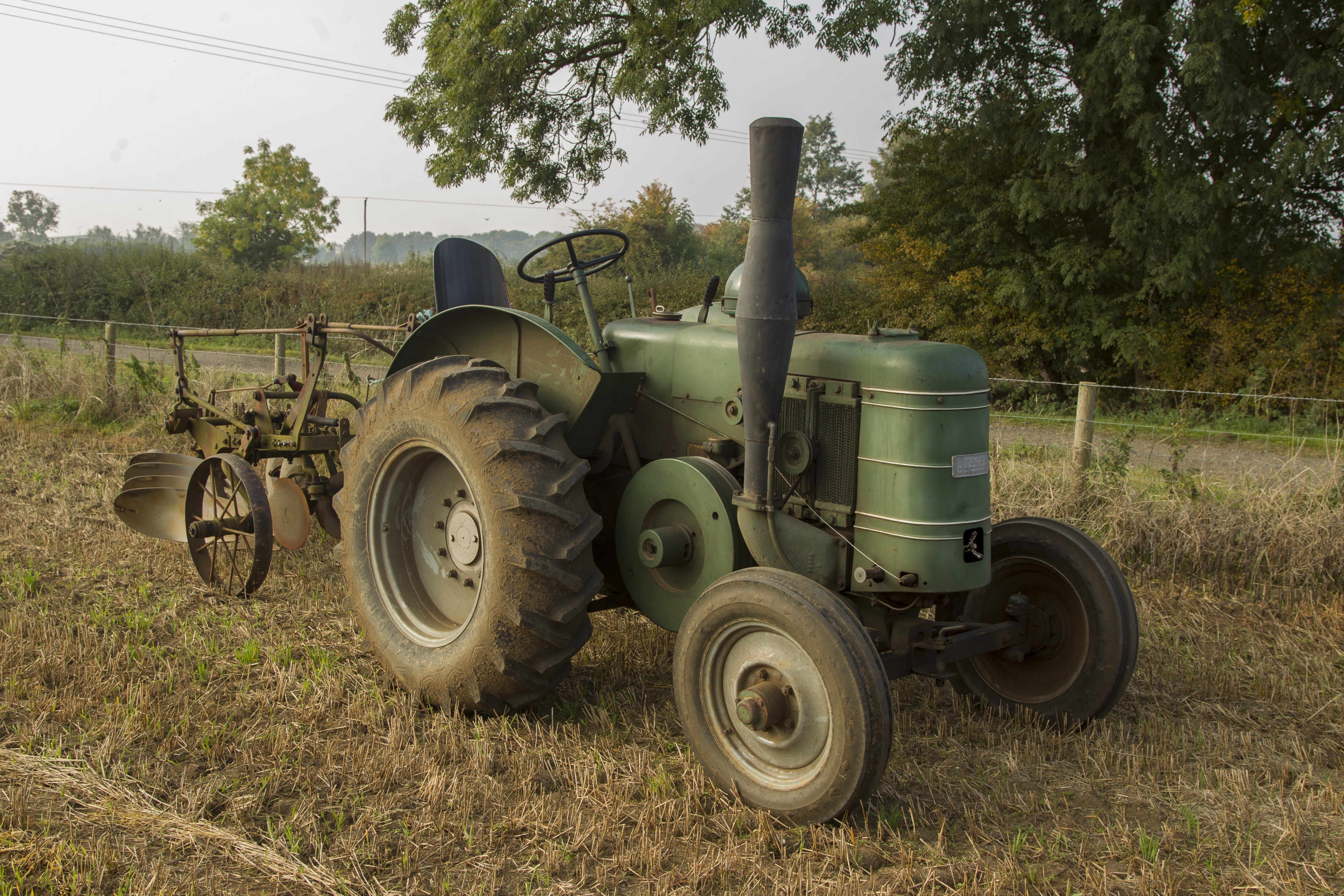 land vehicle, wheel, military, machinery, equipment, trees, vehicle, no people, mode of transportation, agricultural equipment, agricultural, outdoors, HD Wallpaper