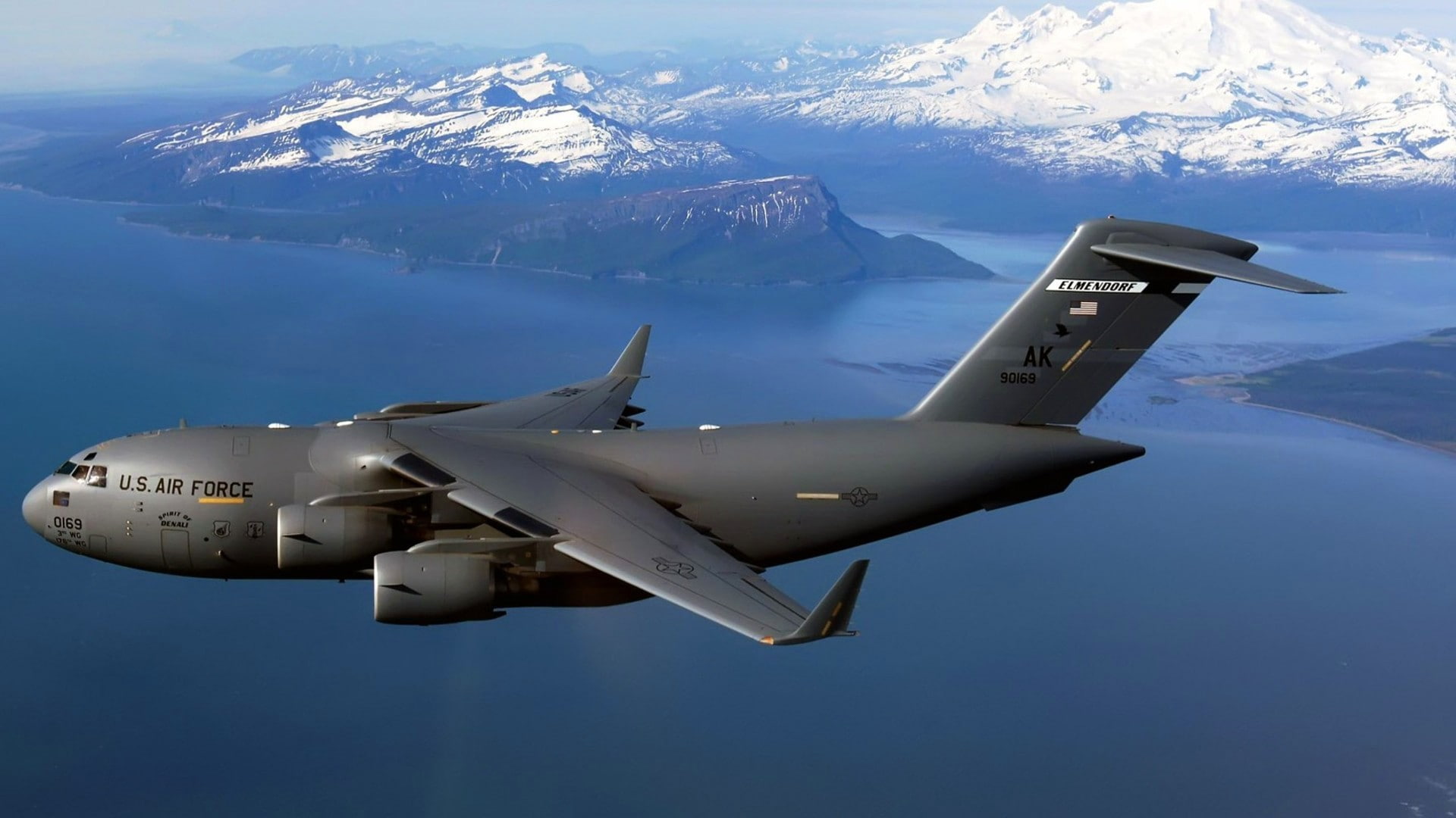 C-17 Globmaster, air force, airplane, cloud - sky, US Air Force, winter, beauty in nature, mode of transportation, plane, nature, mountain range, day, no people, HD Wallpaper