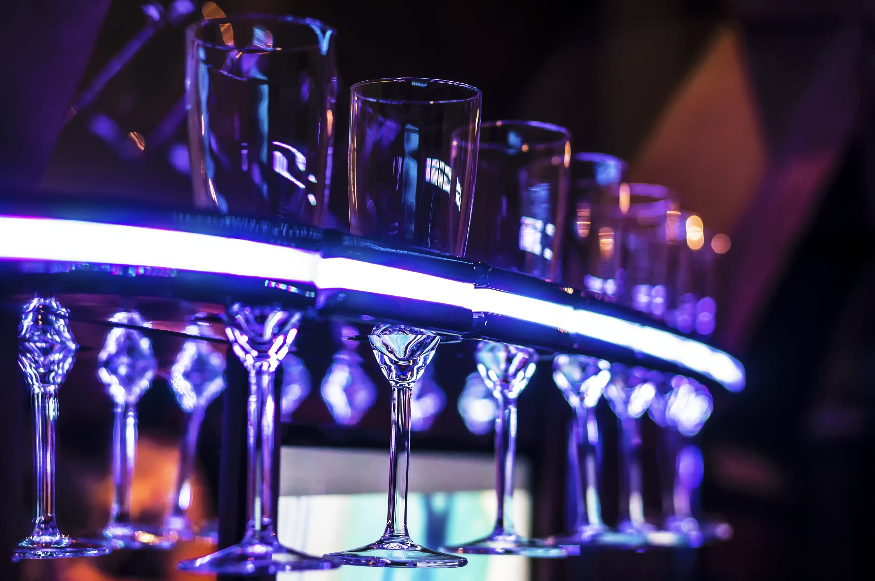 food and drink, entertainment club, indoors, car, wealth, luxury, refreshment, drink, bar counter, alcohol, nightclub, elegance, no people, business, transparent, HD Wallpaper