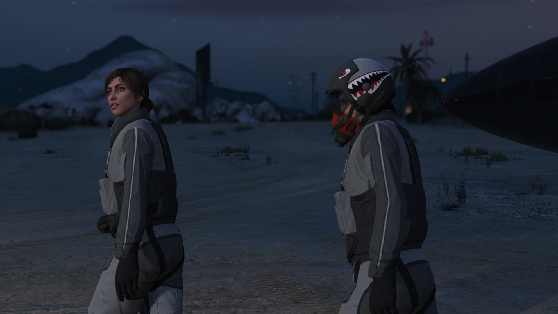 Grand Theft Auto Online, side view, young men, 1080P, young adult, casual clothing, three quarter length, waist up, sky, beach, women, men, people, leisure activity, HD Wallpaper