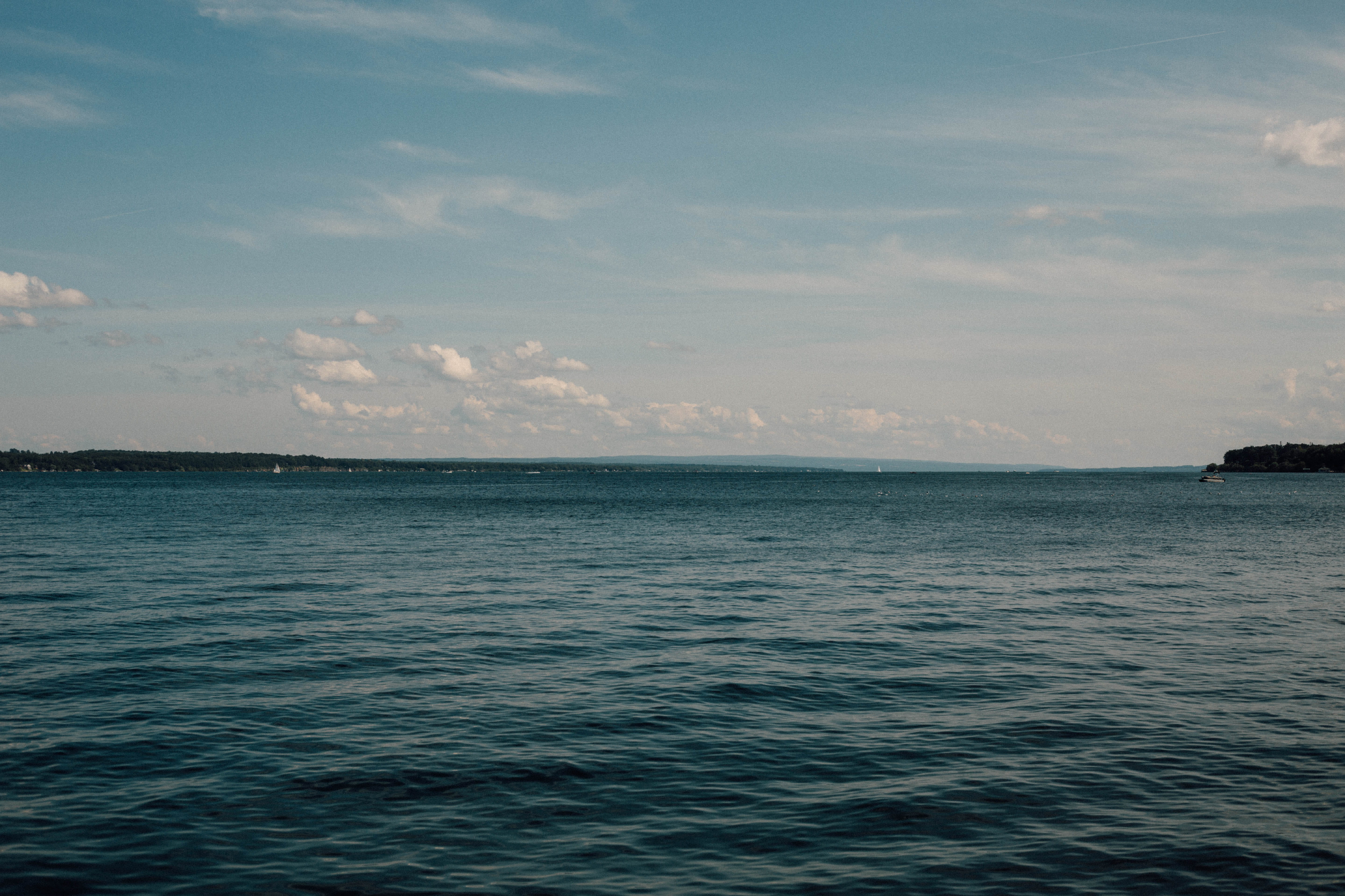 geneva, seneca lake, forest, idyllic, boat, cloud - sky, horizon, tranquil scene, usa, freedom, beautiful, horizon over water, peaceful, lake, rippled, HD Wallpaper