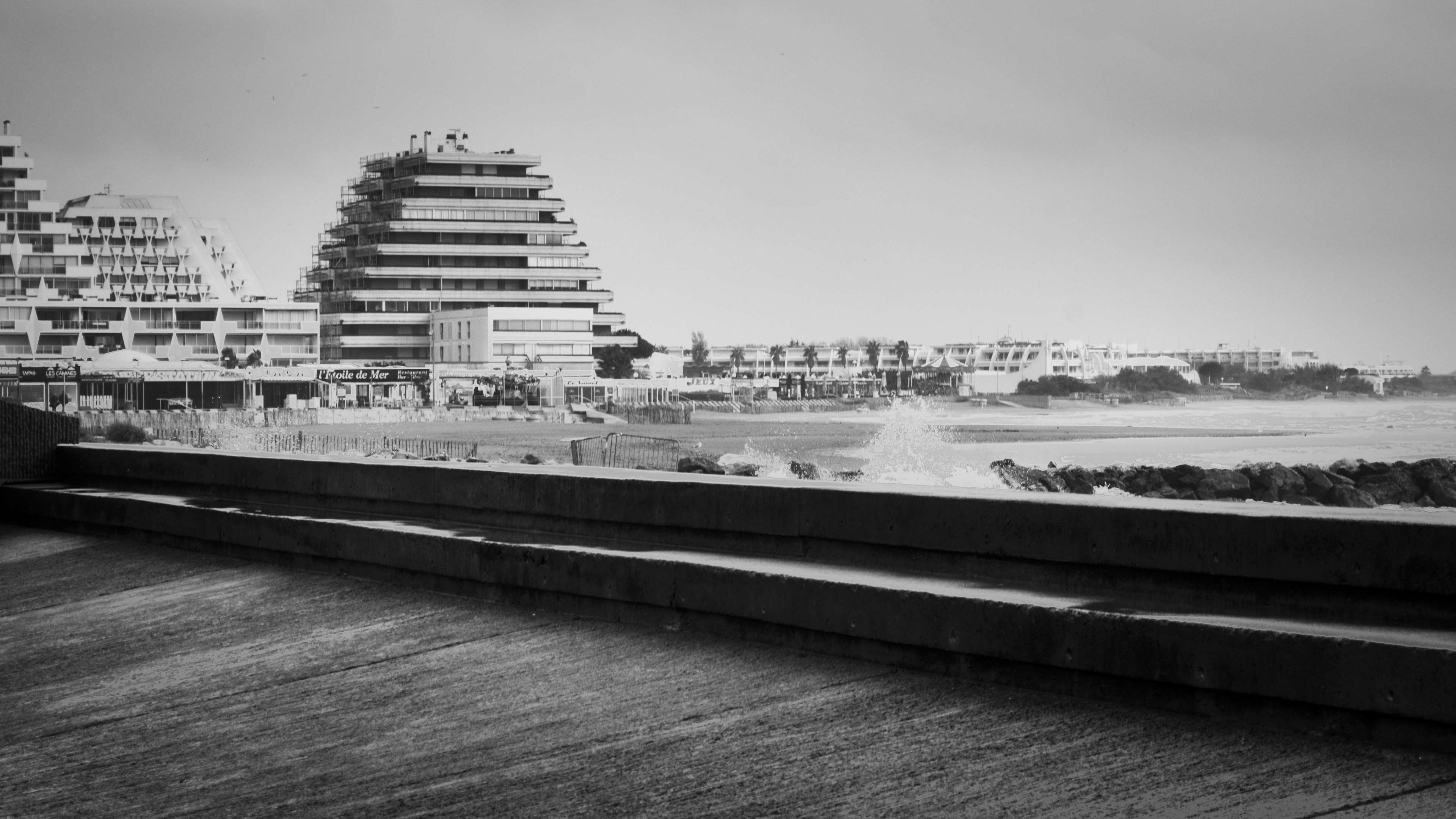 water, city, mediterranean sea, building exterior, no people, lignes, black and white, modern, front seats, skyscraper, sky, outdoors, transportation, november, HD Wallpaper