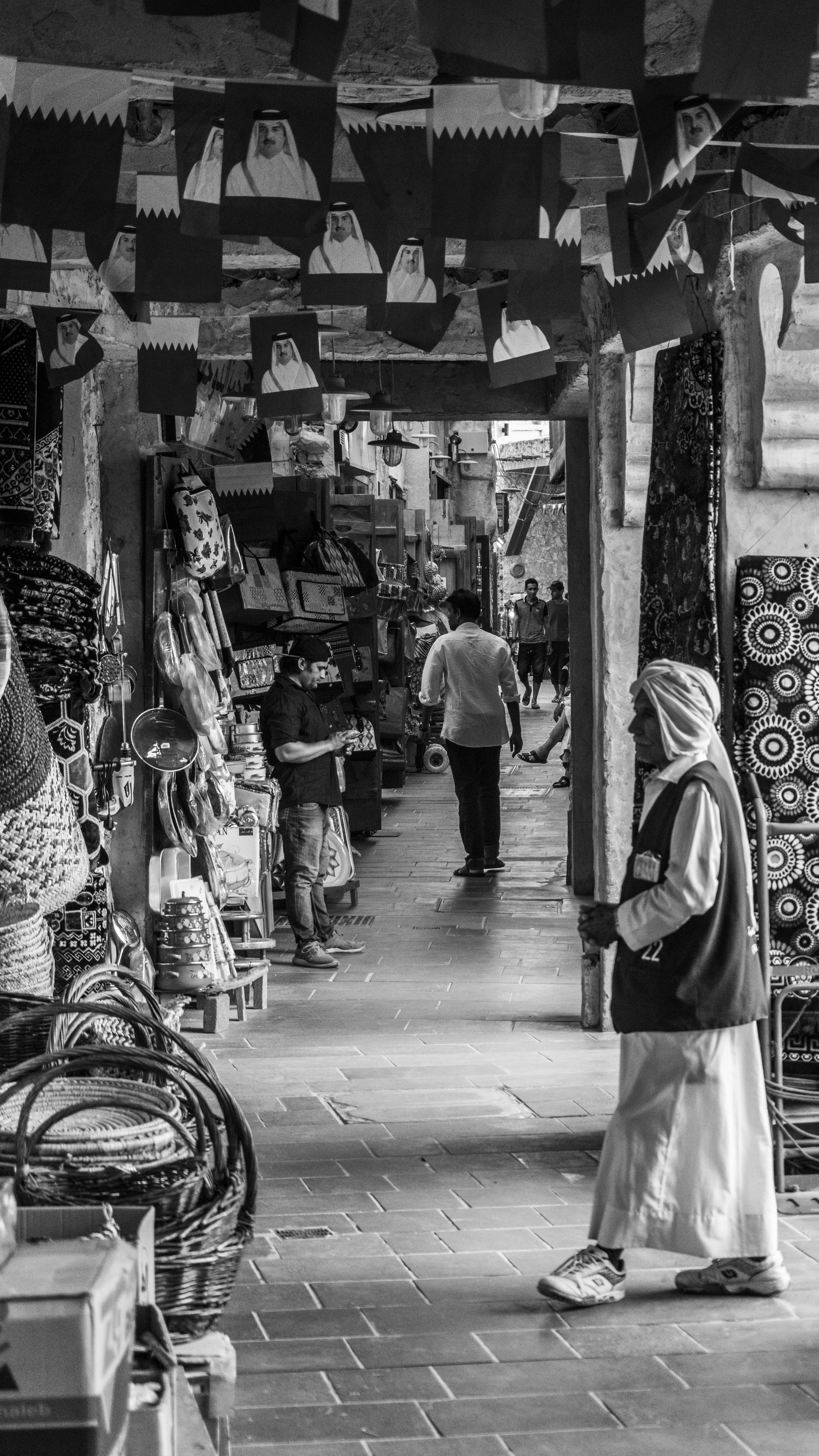 a6300, spirituality, sony, outdoors, real people, oldpeople, women, 5K, old, blackandwhite, day, place of worship, rear view, qatar, oldtown, men, building, Phone HD Wallpaper