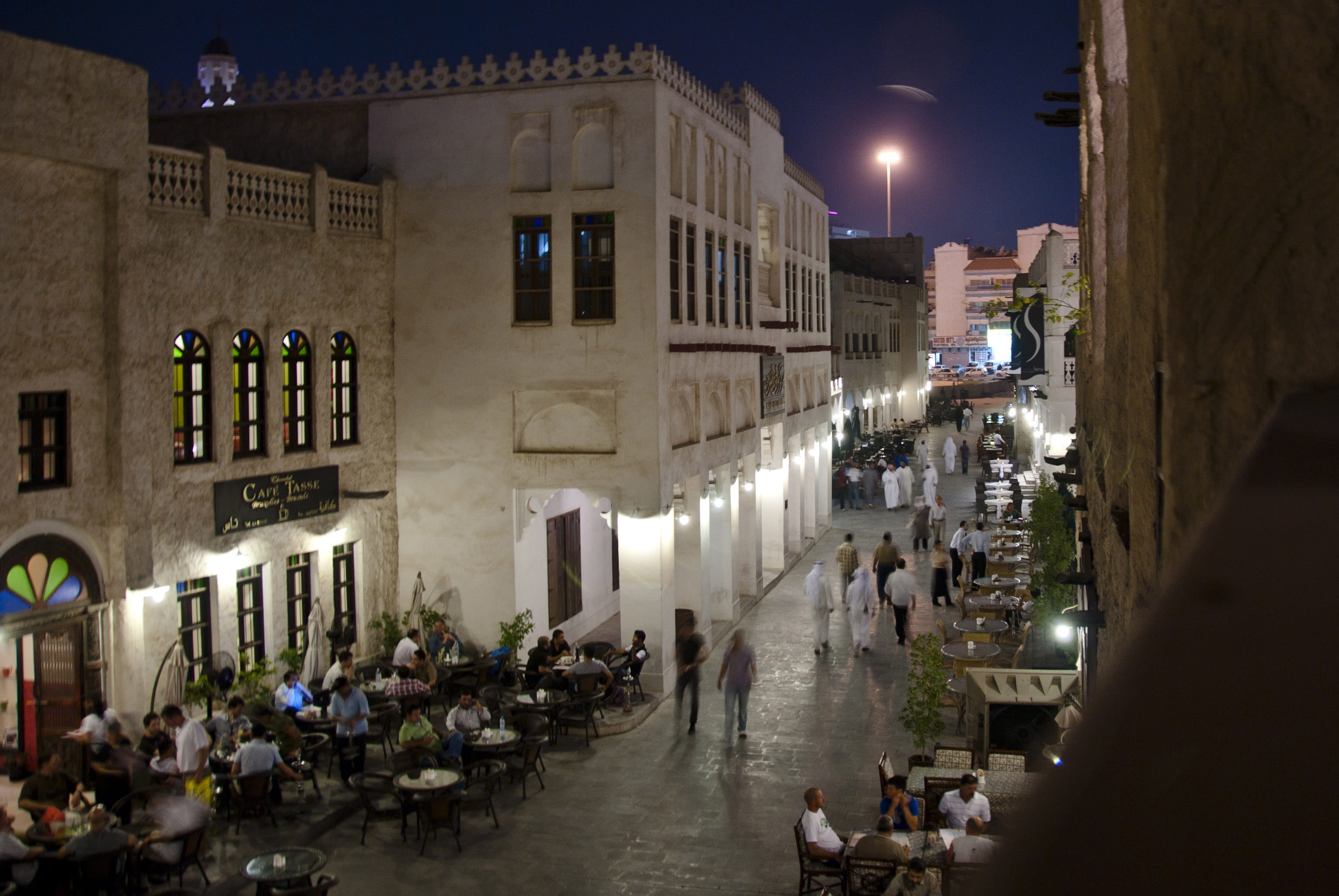 italy, travel Locations, building exterior, built structure, souq, men, Souq Waqif, urban Scene, street light, Doha, europe, group of people, building, HD Wallpaper