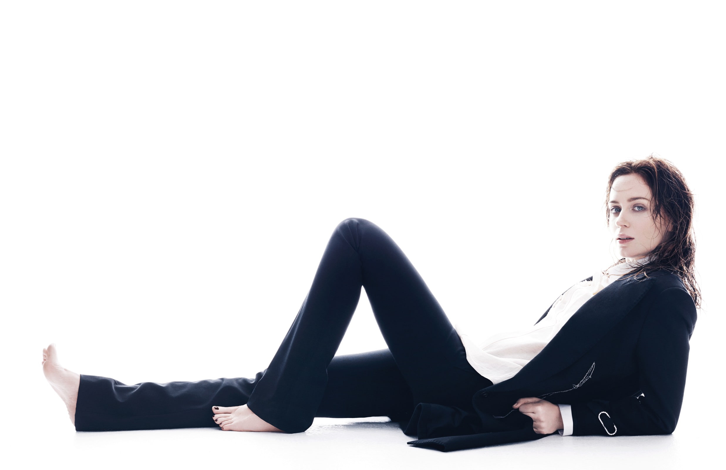 Emily Blunt, women, barefoot, 1080P, actress, HD Wallpaper
