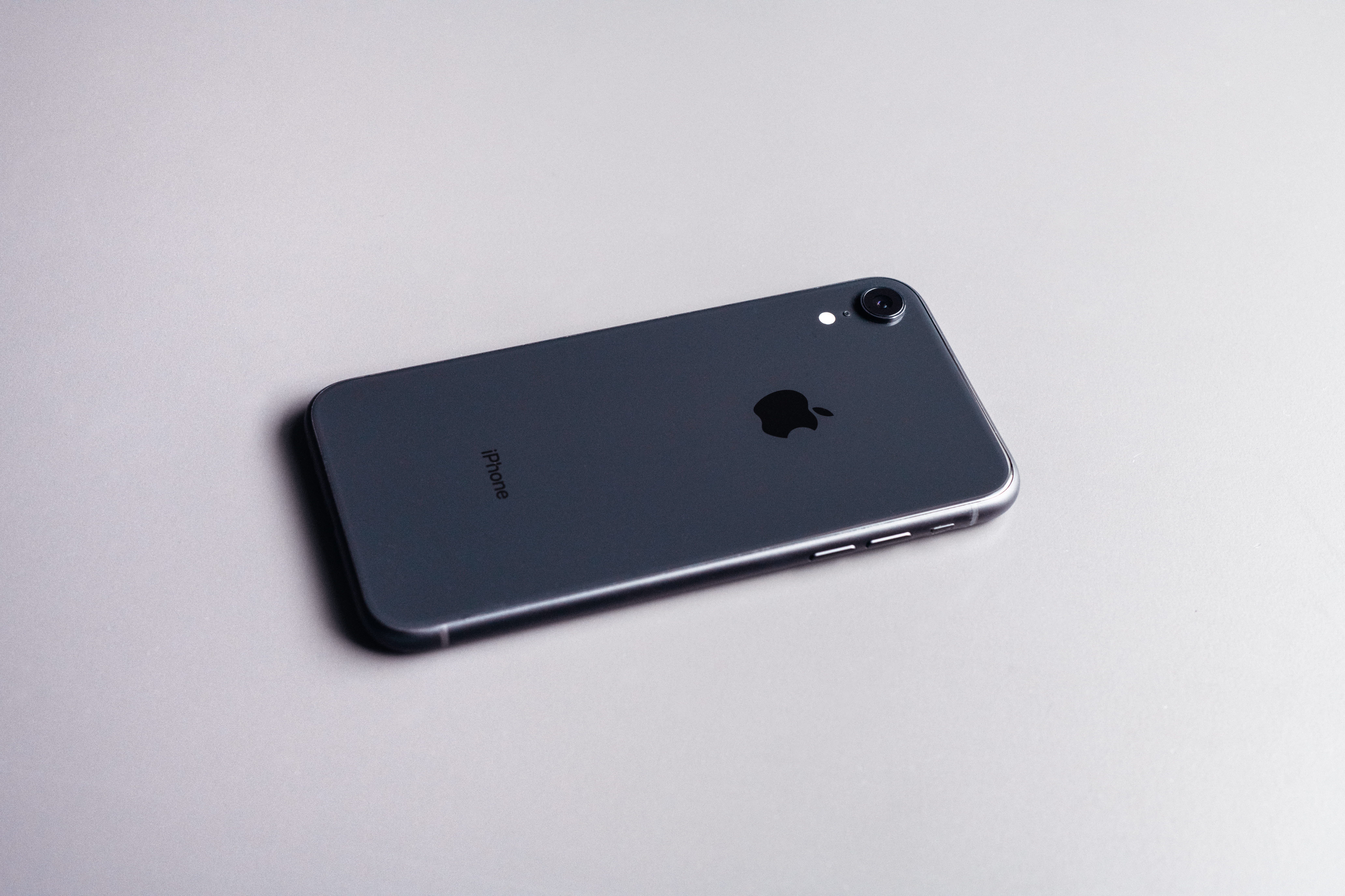 arts culture and entertainment, connection, wireless technology, mobile phone, cell phone, device, aesthetic, black, tech, black color, iphone x, studio shot, HD Wallpaper