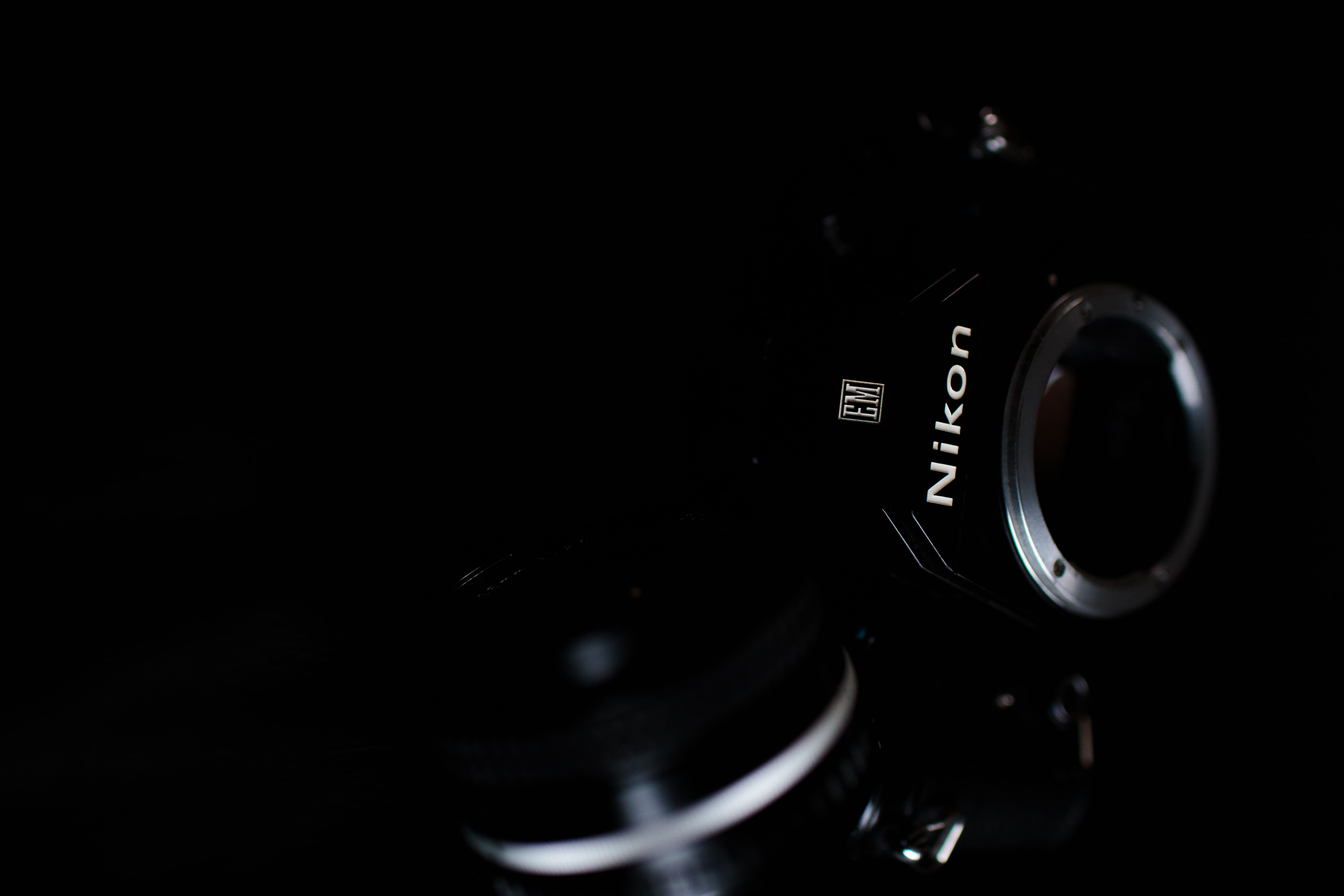 video camera, camera - photographic equipment, copy space, machine, wheel, projector, webcam, shutter, studio shot, lens - optical instrument, corridor, HD Wallpaper