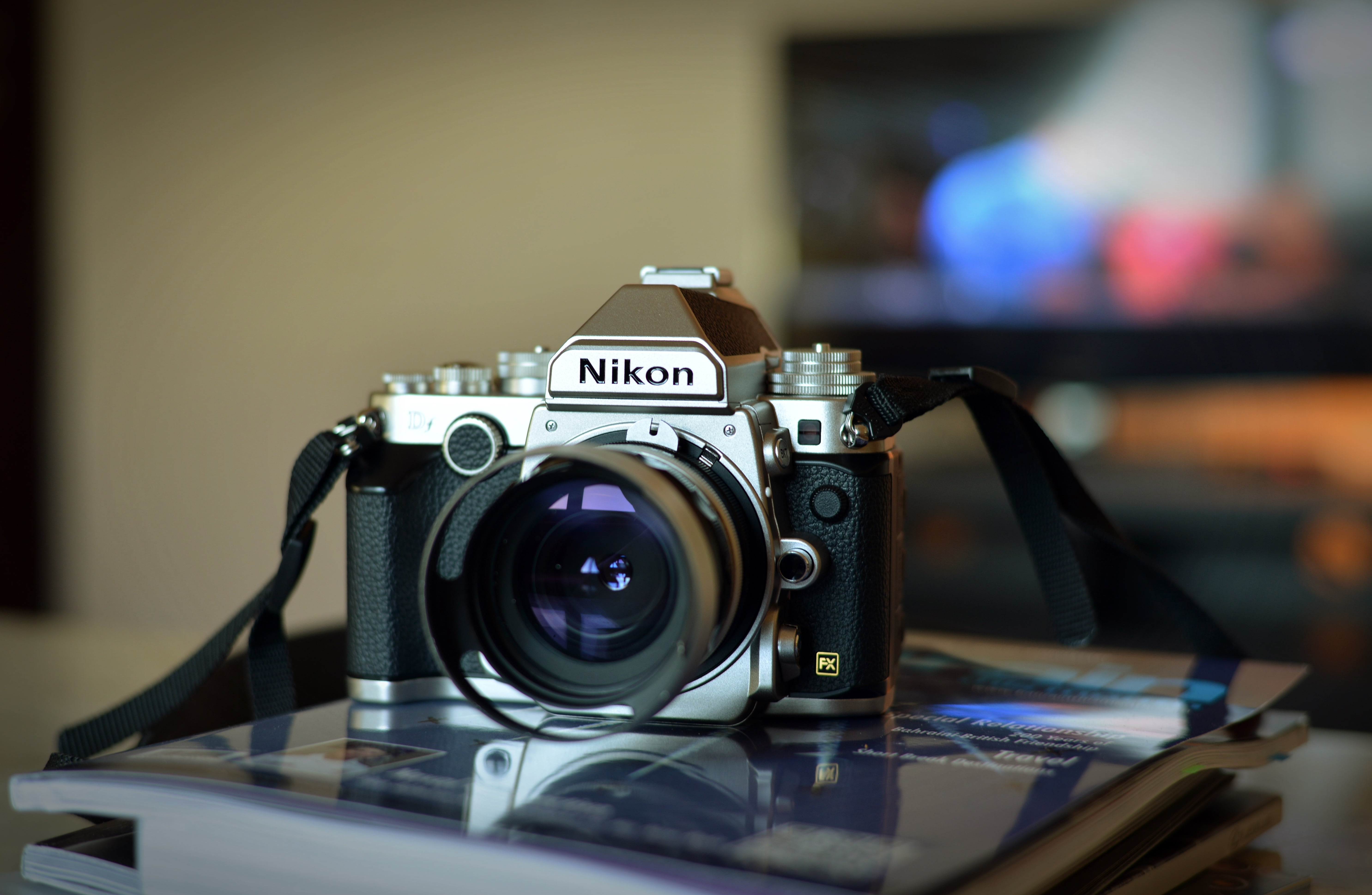 camera - Photographic Equipment, hobbies, indoors, black Color, old, 5K, image, table, camera, selective focus, lens - Optical Instrument, slr camera, HD Wallpaper
