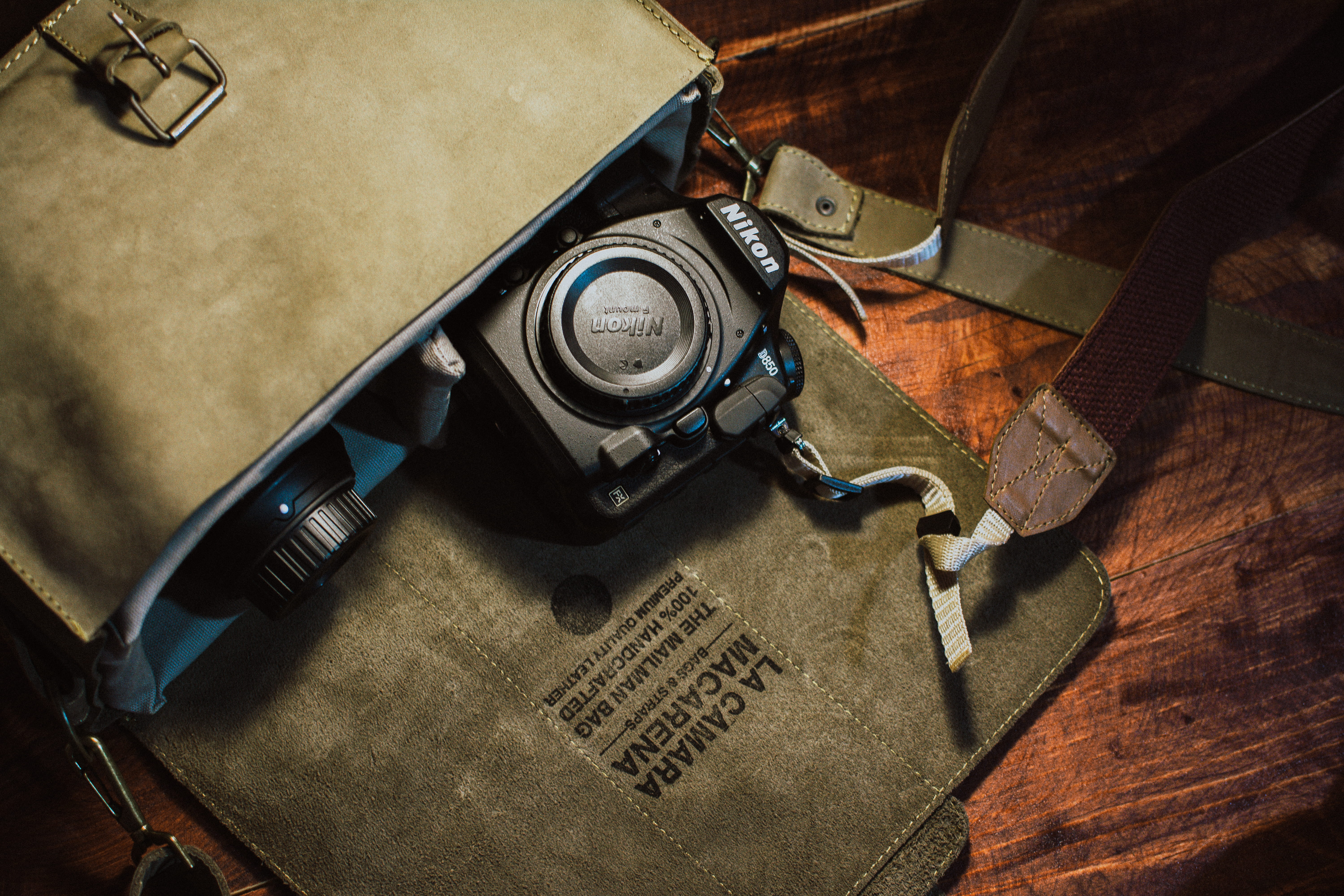 analog, table, camera, black, weapon, text, architecture, pc, nikond850, electronics, wood - material, high angle view, nikond5200, western script, computer, HD Wallpaper