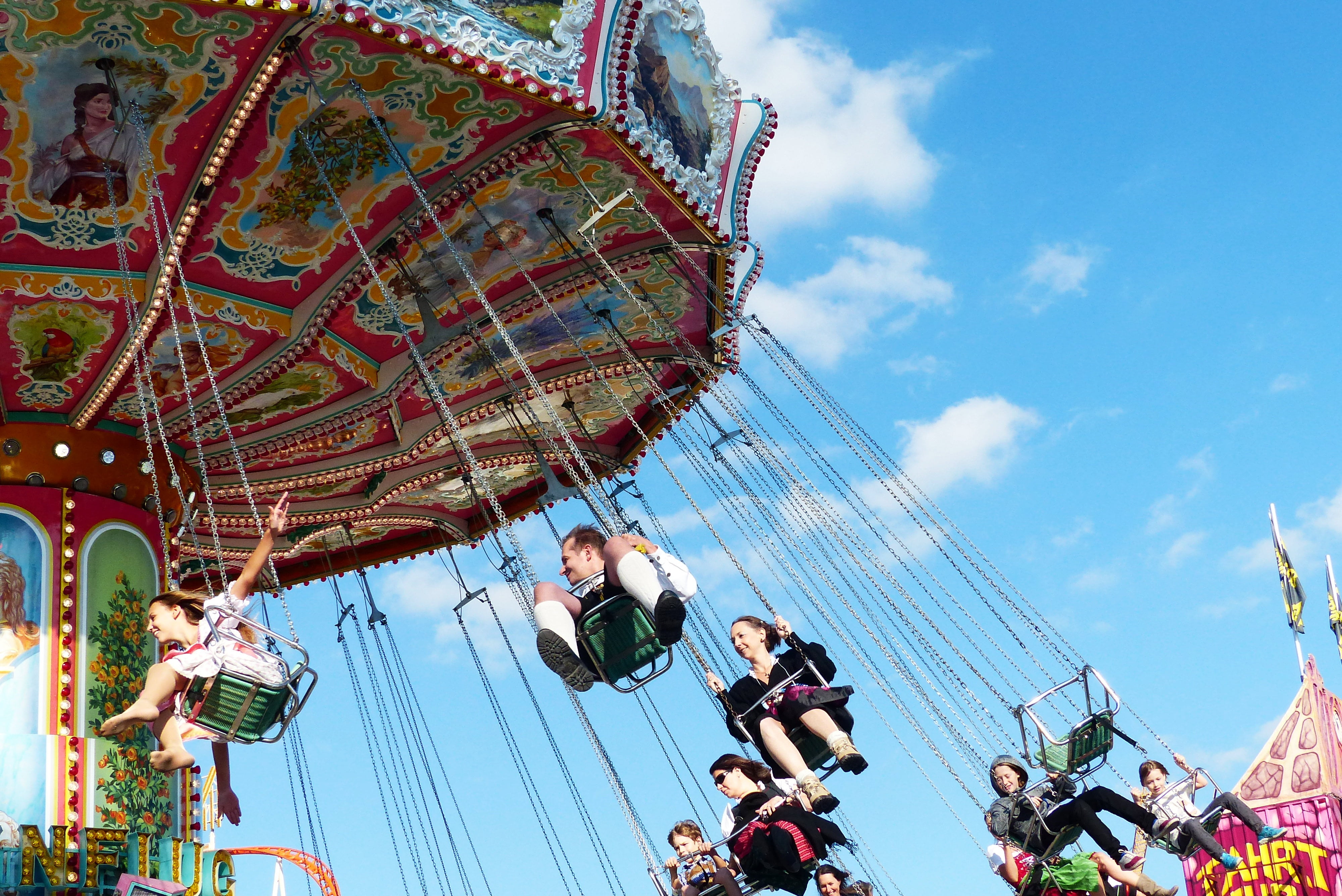 enjoyment, arts culture and entertainment, amusement park, chain carousel, go, day, munich, folk festival, customs, women, medium group of people, chain swing ride, HD Wallpaper
