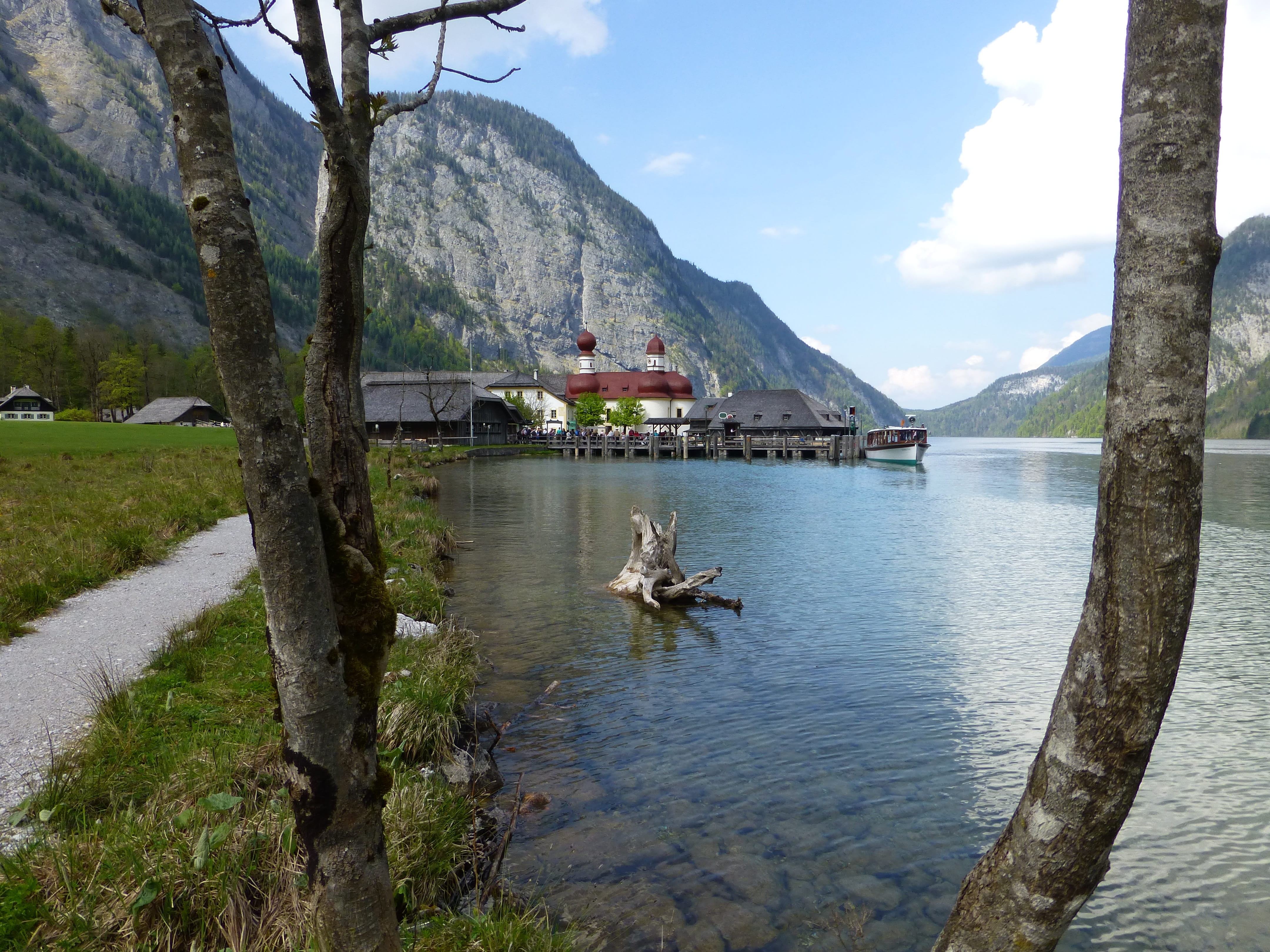 lake, plant, mountains, scenics - nature, mountain, sky, 4K, berchtesgaden national park, beach, architecture, summer, water, no people, alpine, day, königssee, HD Wallpaper