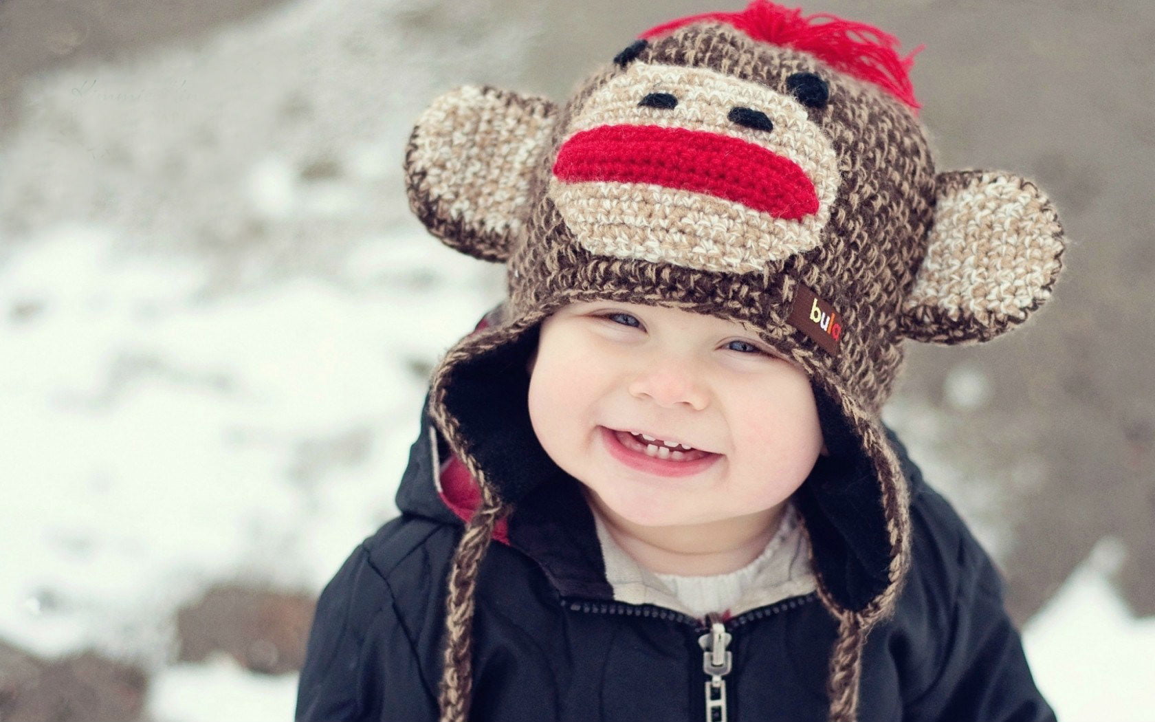 winter, smile, sock, smiling, snow, critter, monkey, cap, knit hat, childhood, cold temperature, smiley face, scarf, headshot, snowing, cute, child, outdoors, HD Wallpaper