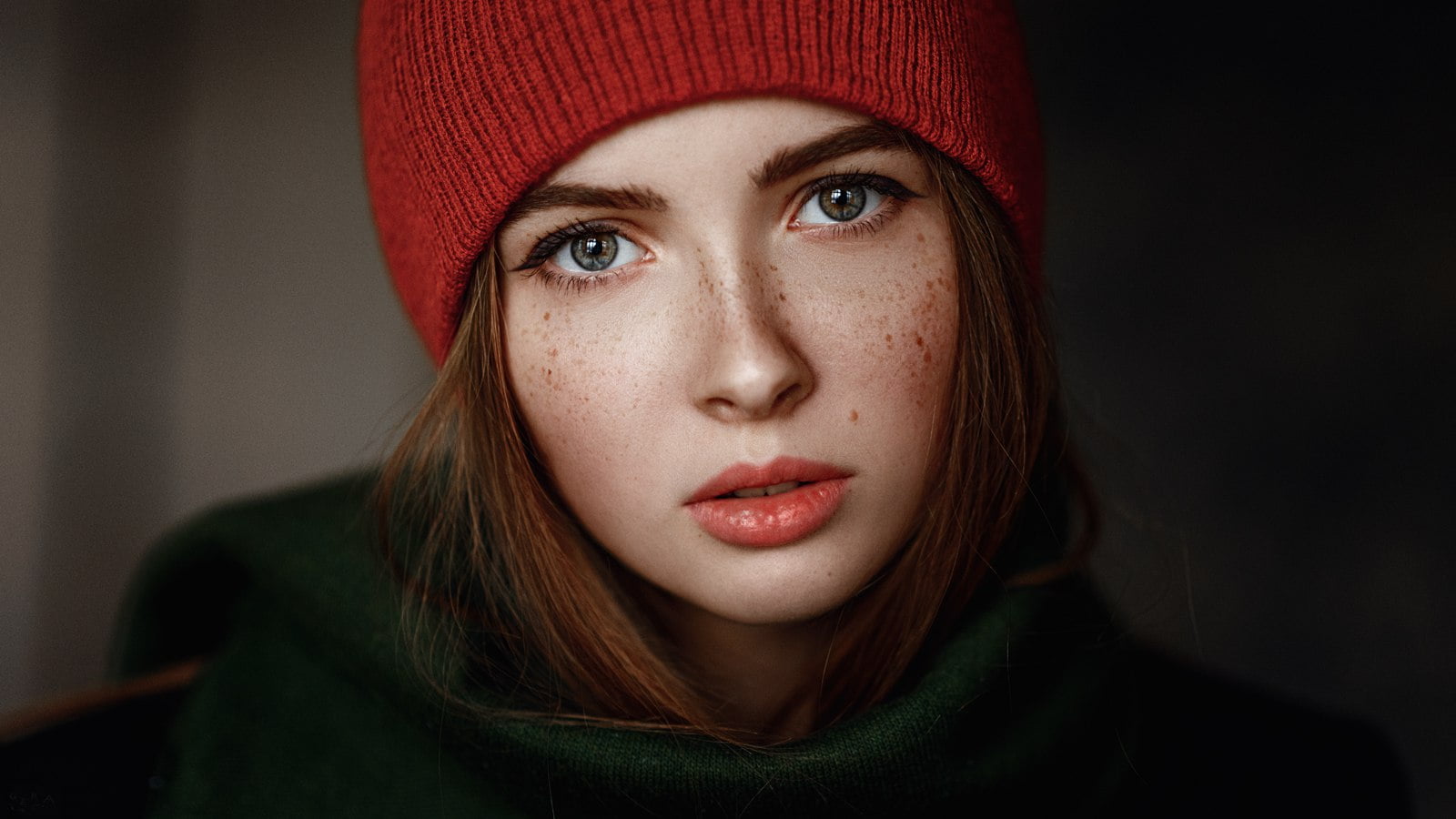 green, one person, 720P, contemplation, adult, face, close-up, Georgy Chernyadyev, beauty, body part, red, portrait, open mouth, clothing, young adult, HD Wallpaper