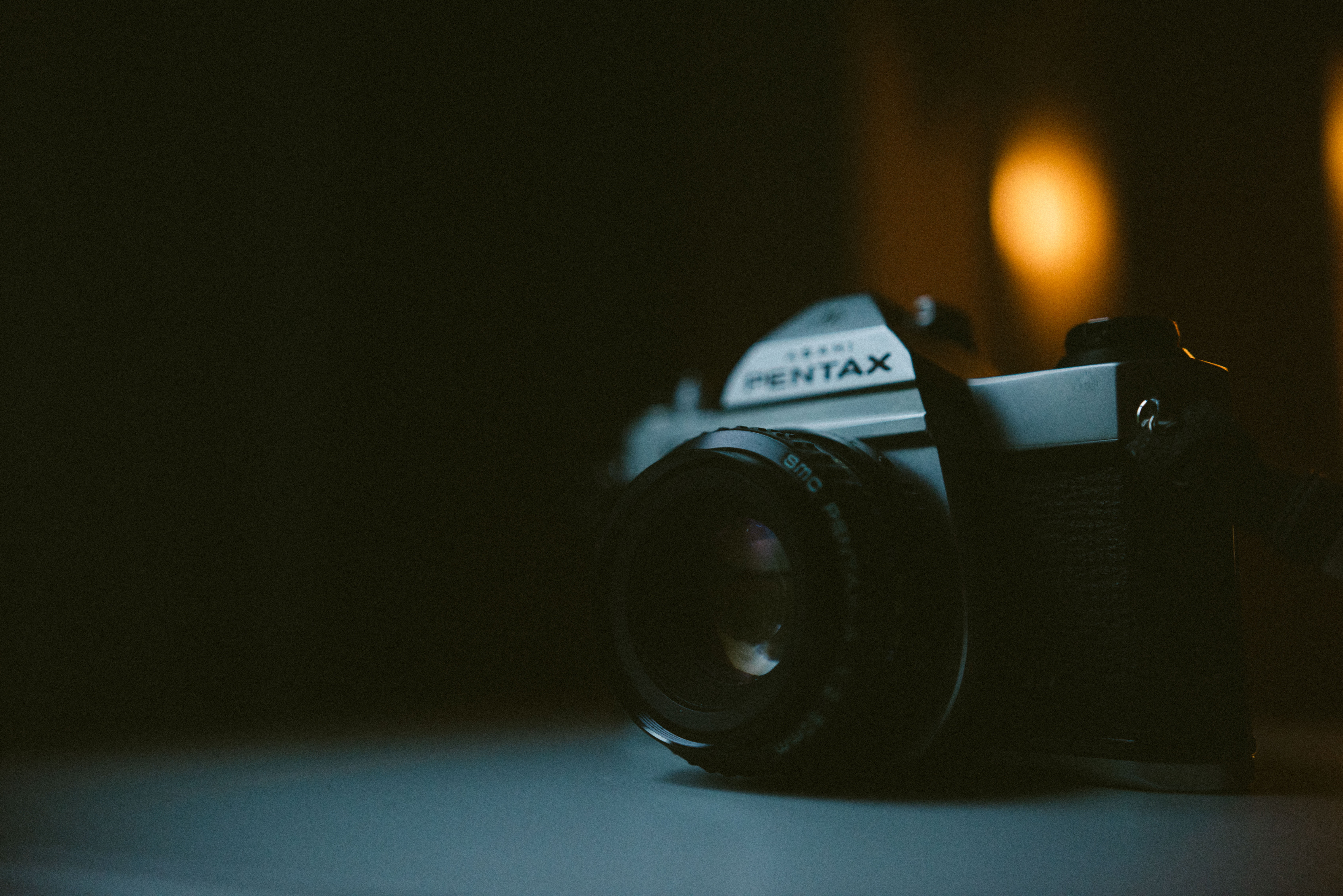blur, single Object, gray, 5K, still life, pentax, photography Themes, camera, digital camera, retro Styled, camera - Photographic Equipment, lens - Optical Instrument, HD Wallpaper
