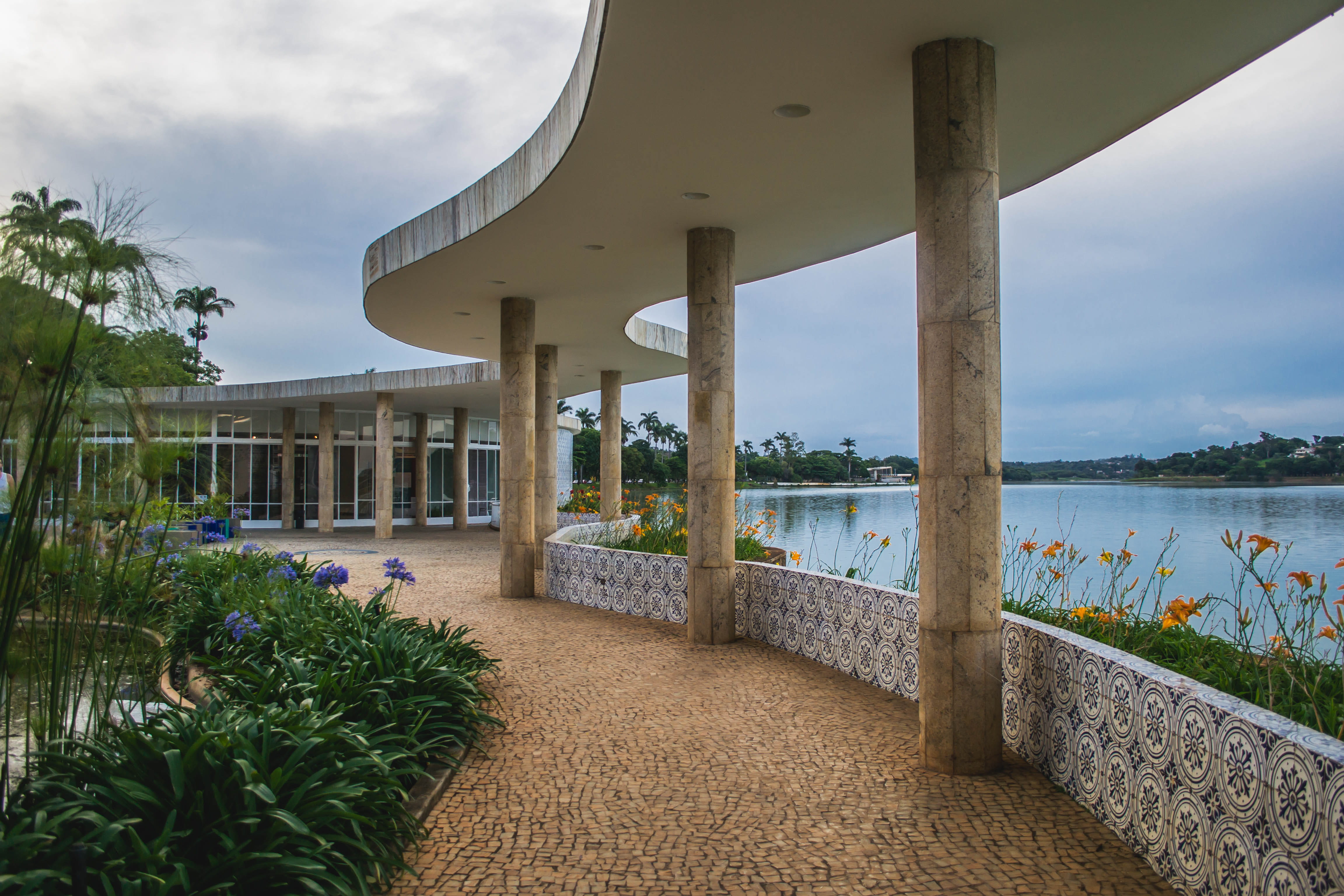 outdoors, plant, casa do baile, tree, belo horizonte, gazebo, lagoa, no people, architectural column, sea, 4K, brazil, nature, water, minas gerais, grass, HD Wallpaper