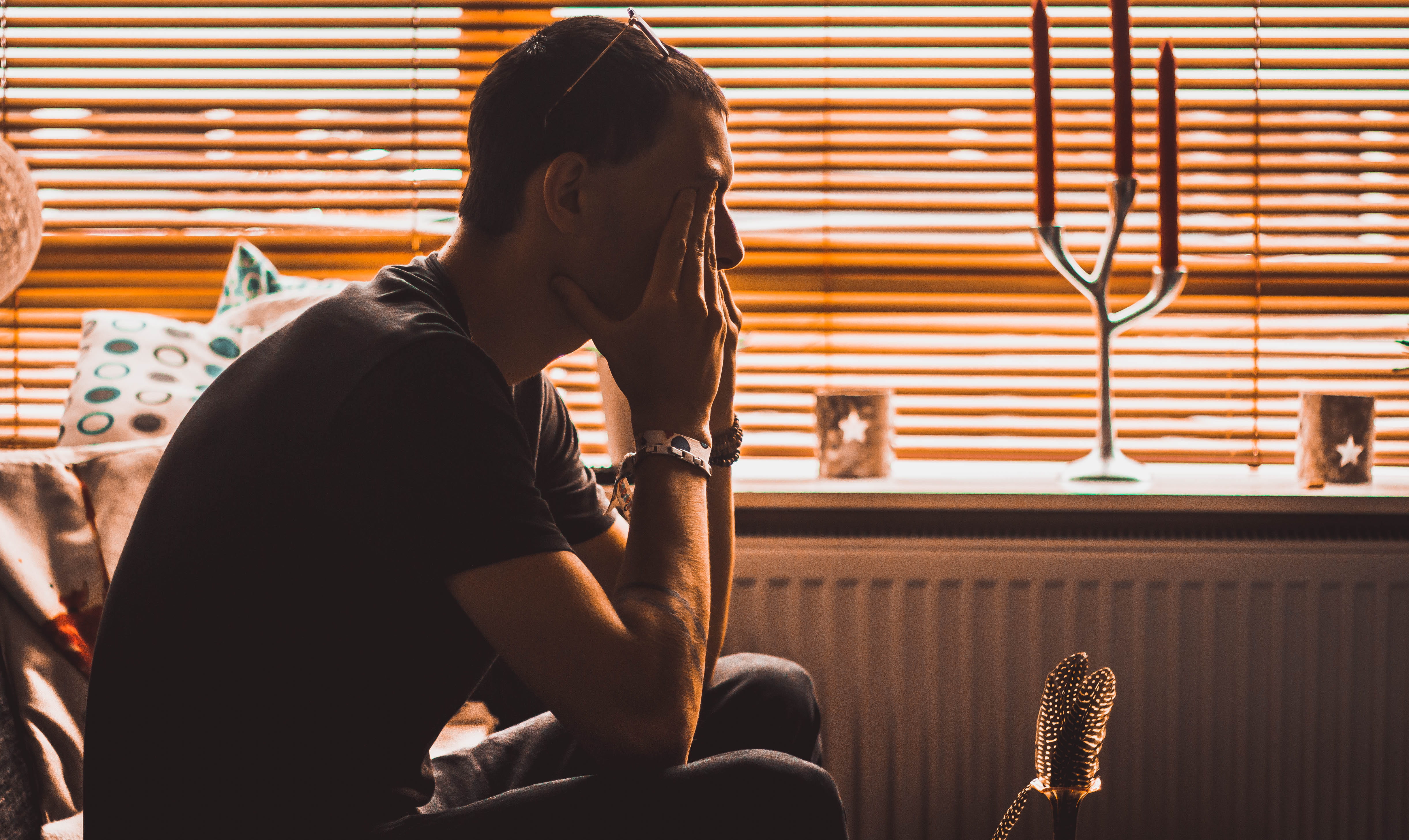 blind, listening, 4K, emotion, candle, using phone, depression - sadness, one person, male, connection, beside, technology, head in hands, telephone, business, HD Wallpaper