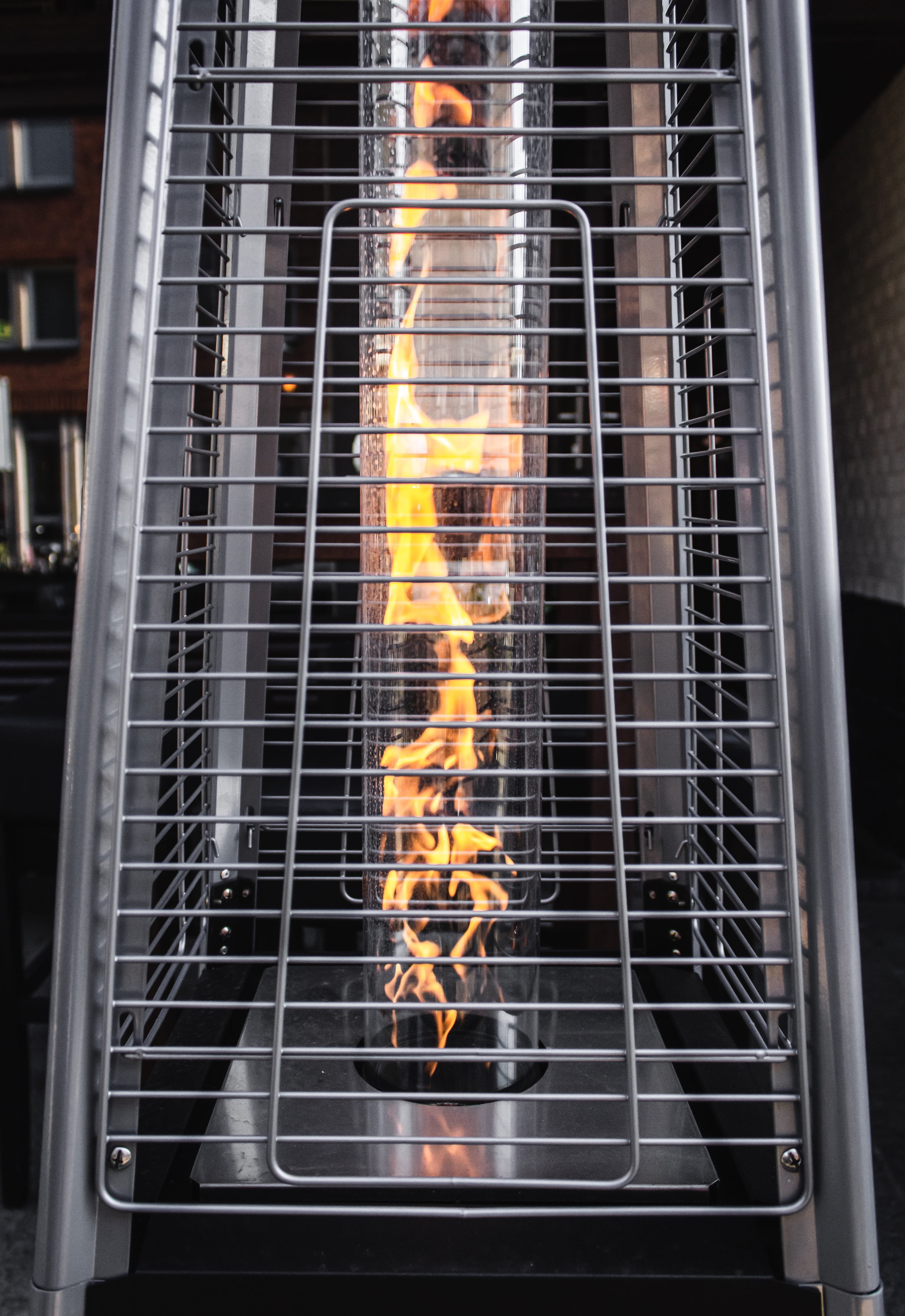 heat - temperature, 4K, meat, grid, appliance, food, grate, grille, flame, handrail, logo, food and drink, trademark, low angle view, focus on foreground, Phone HD Wallpaper