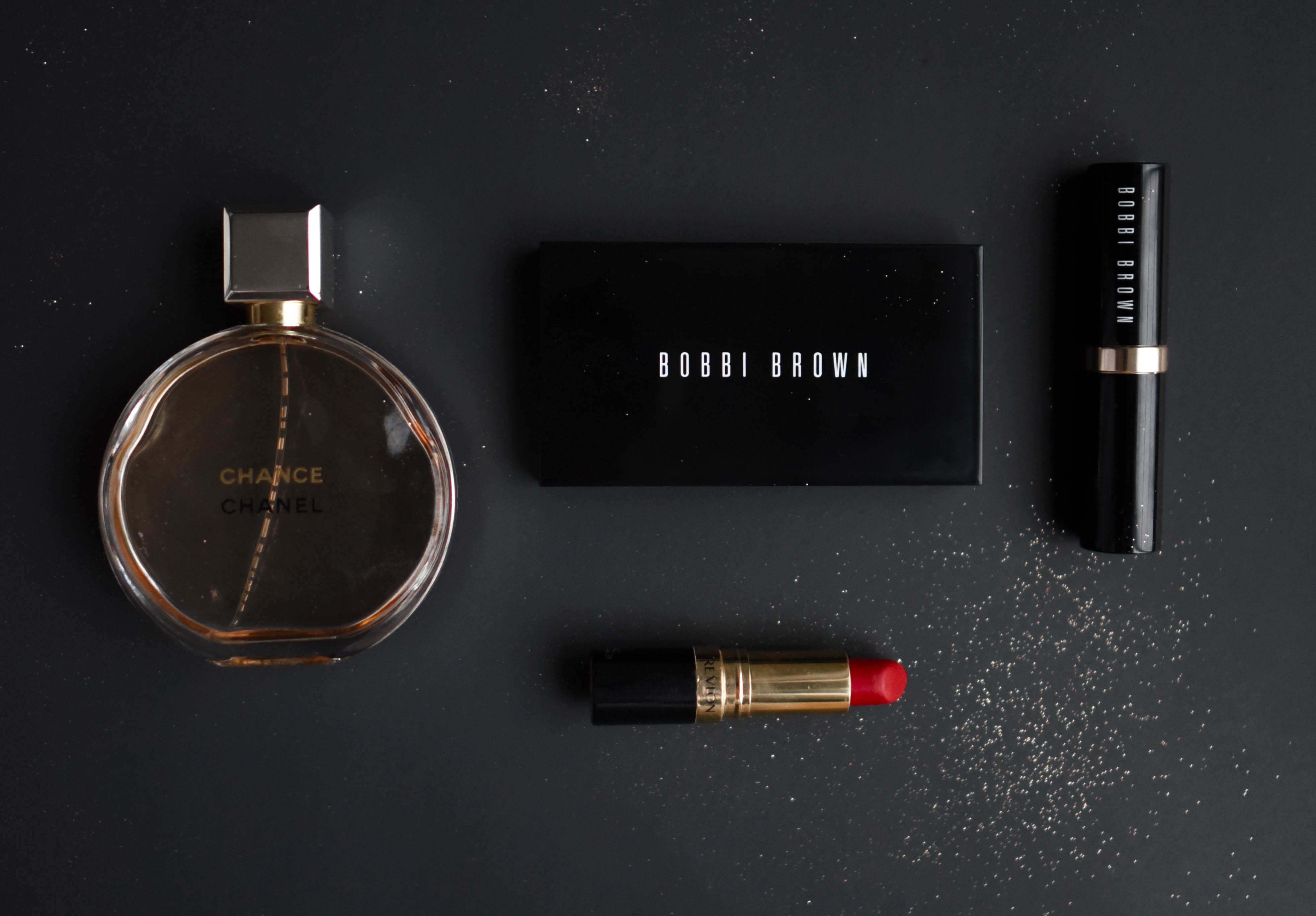 cosmetic, pallet, black, directly above, personal accessory, beauty, indoors, close-up, red, make up, no people, make-up brush, 4K, lay, beauty product, HD Wallpaper