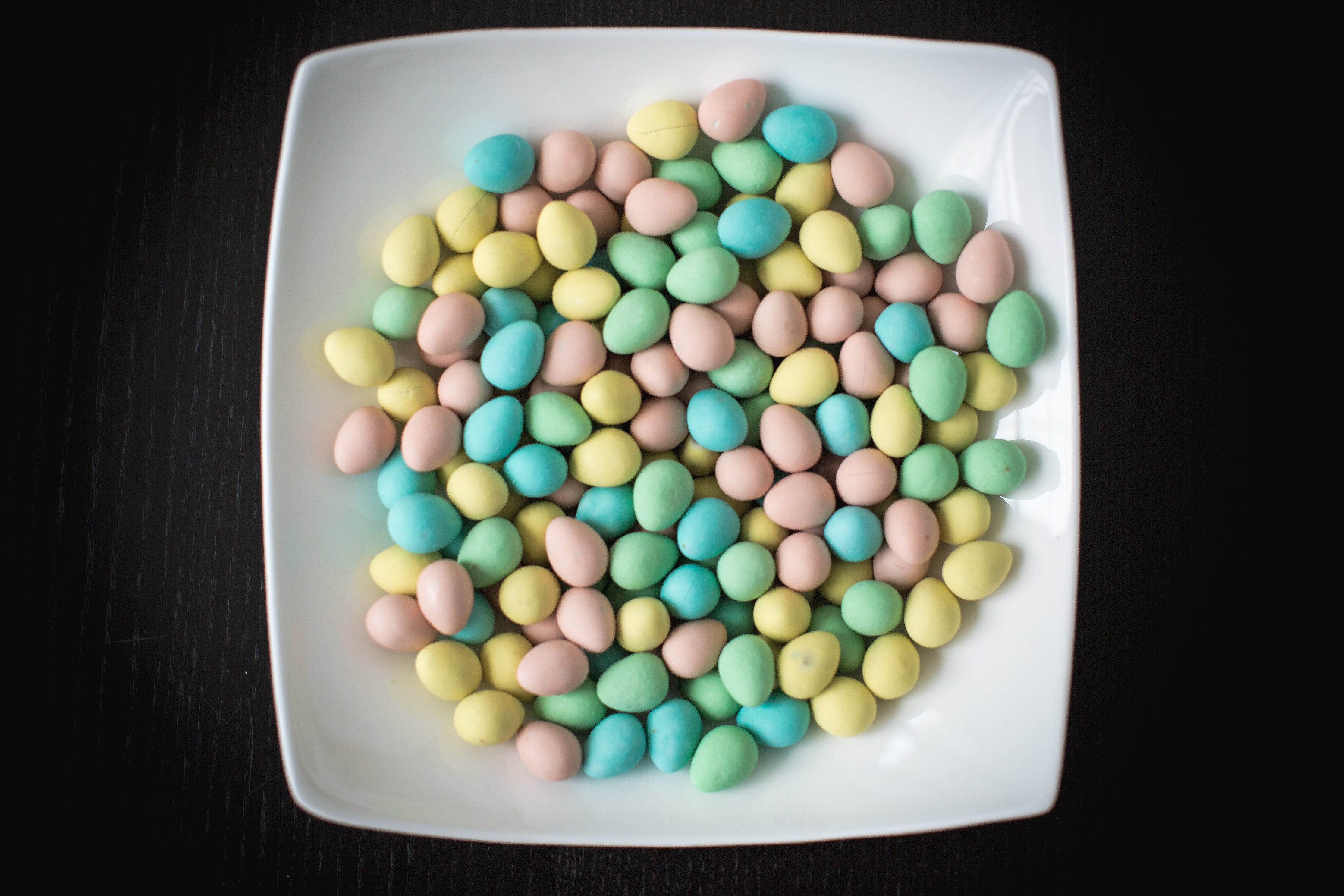 no people, candies, food, sweet food, care, flay, food and drink, 4K, colorful, container, large group of objects, snack, flat lay, sweet, close-up, unhealthy eating, HD Wallpaper