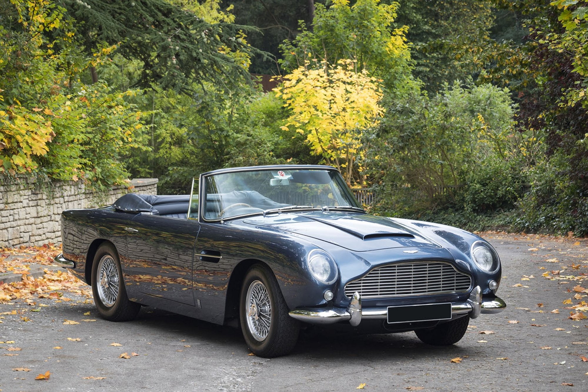 Inspiring Old Aston Martin Convertible Images