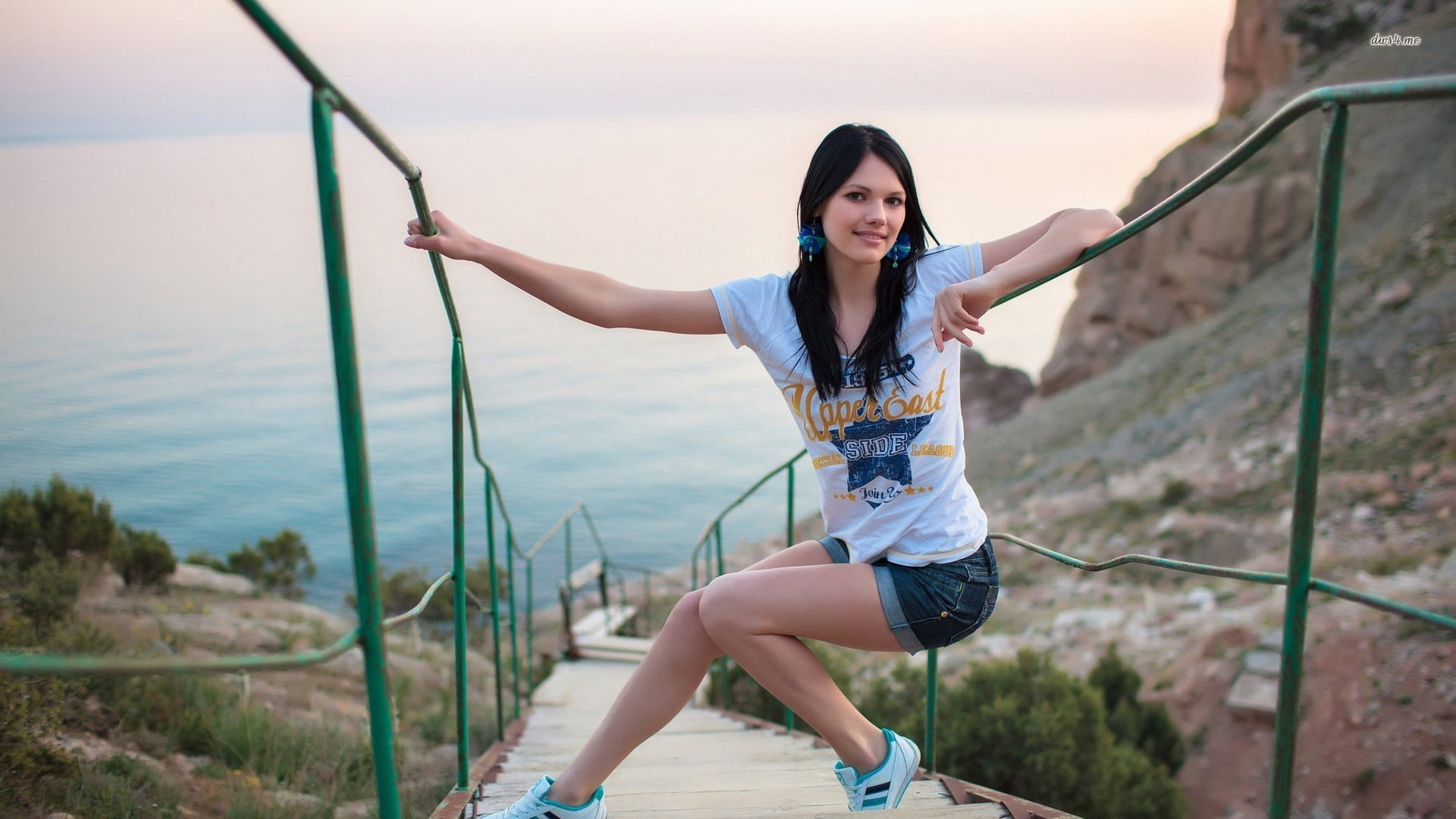 smiling, nature, lifestyles, young women, T-shirt, women, one person, hairstyle, arms raised, beautiful woman, leisure activity, water, adult, model, casual clothing, HD Wallpaper