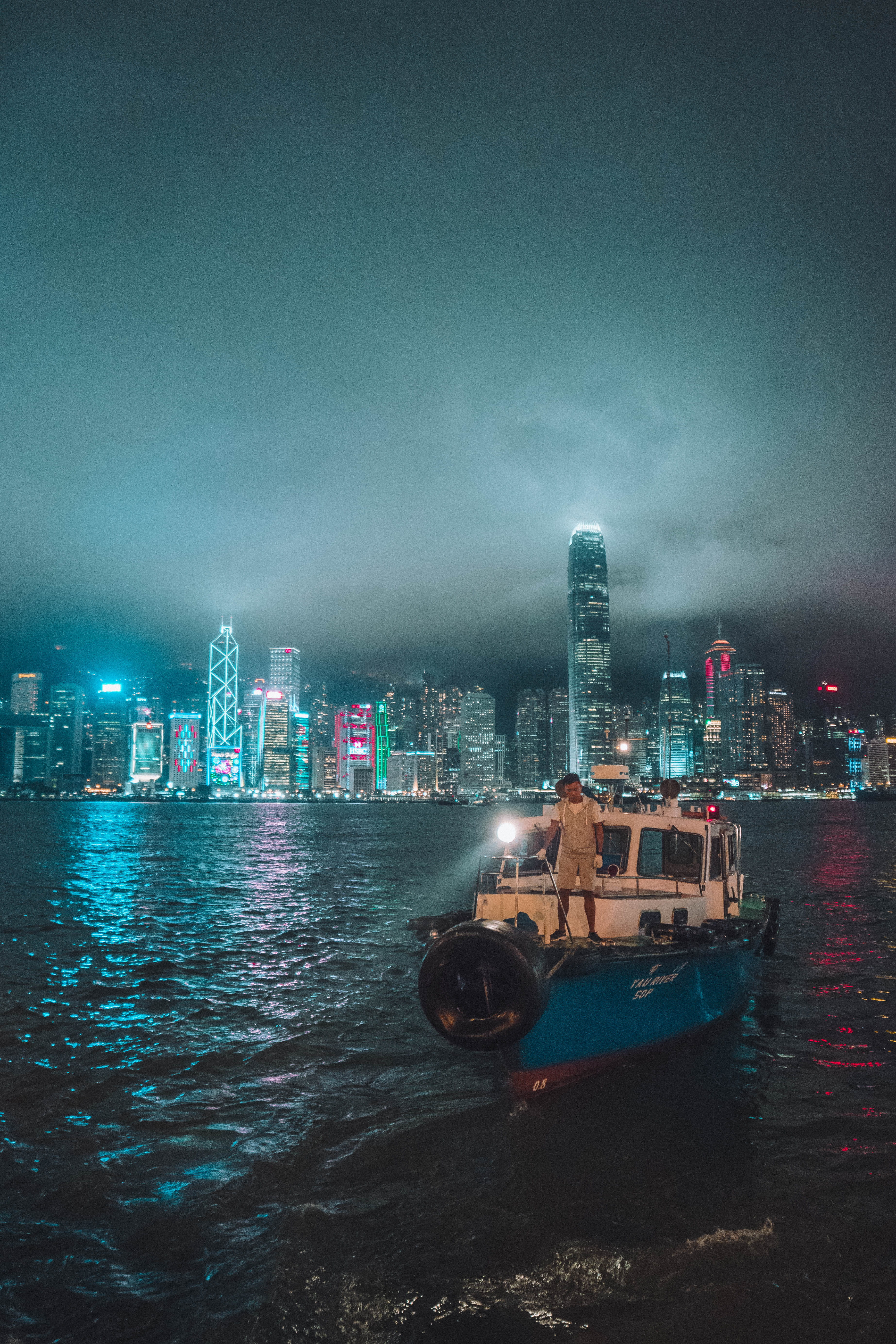 illuminated, nautical Vessel, urban Scene, modern, skyscraper, finance, light - Natural Phenomenon, victoria - Hong Kong, china - East Asia, financial District, Phone HD Wallpaper