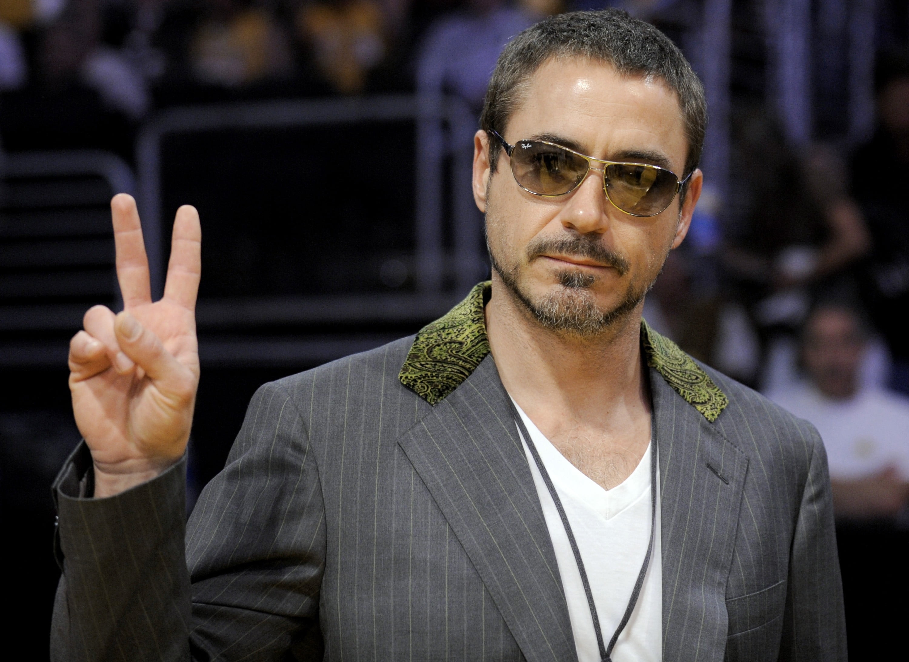 suit, men, showing, headshot, one Person, business, outdoors, actor, jr, 2K, event, sunglasses, stage - Performance Space, audience, man, people, downey, HD Wallpaper