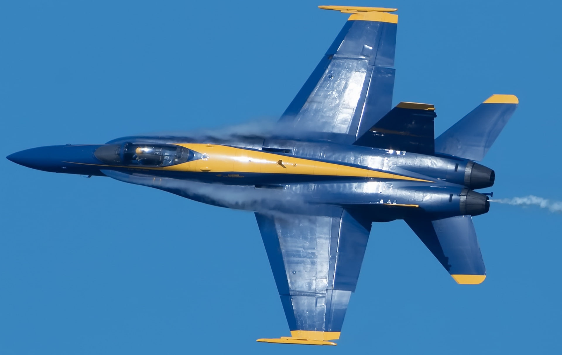 aerospace industry, outdoors, day, flying, airplane, yellow, sky, nature, McDonnell Douglas F/A-18 Hornet, clear sky, military, blue, vehicle, aircraft, HD Wallpaper
