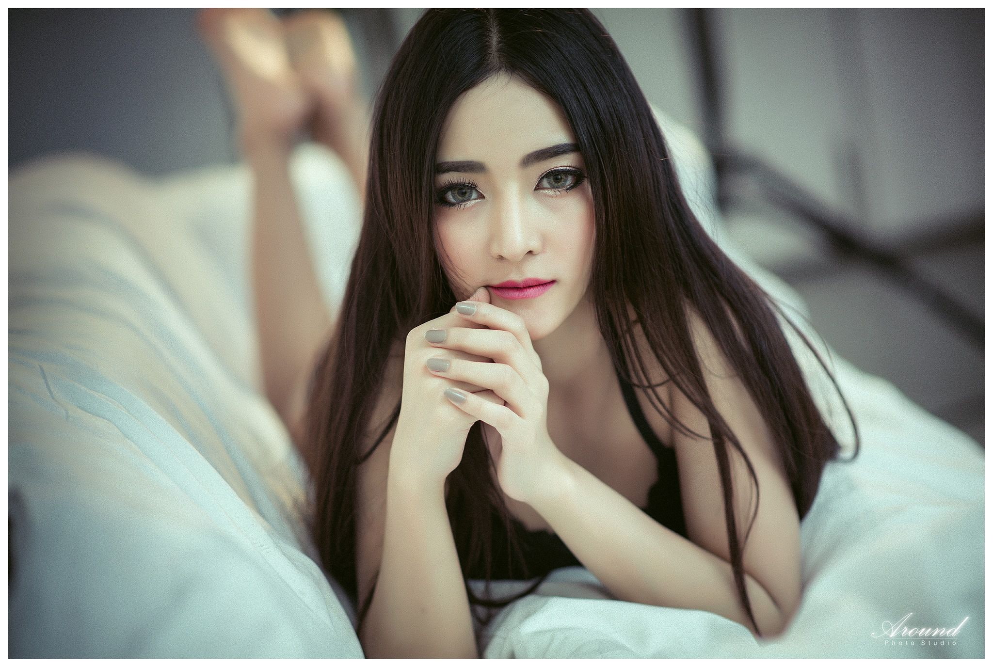beautiful woman, brown hair, hair, relaxation, transfer print, long hair, Thailand, women, looking at camera, portrait, furniture, model, Koko Rosjares, HD Wallpaper