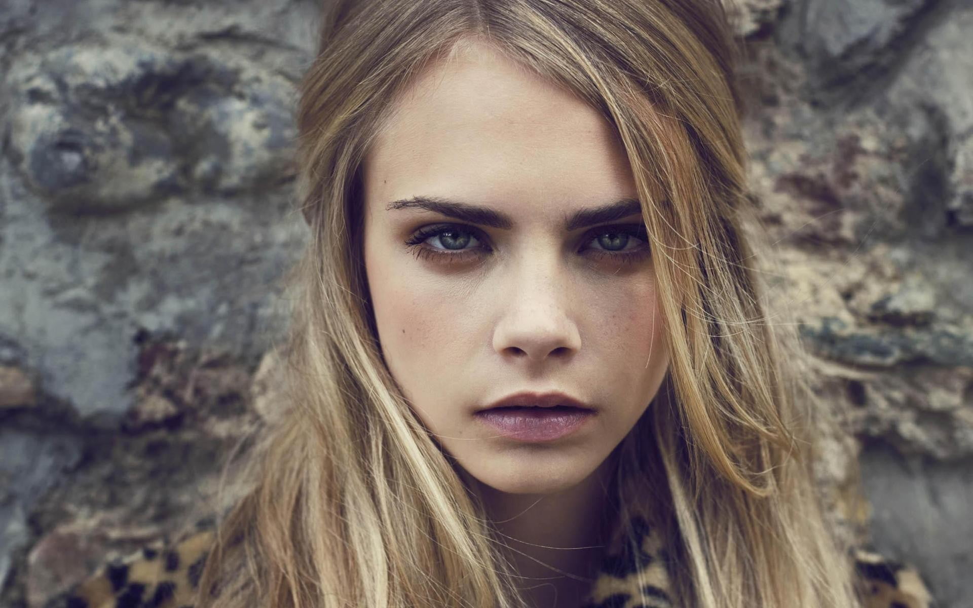 blond hair, emotion, hair, beautiful woman, delevingne, face, blue eyes, teenager, young adult, hairstyle, headshot, front view, focus on foreground, sadness, HD Wallpaper