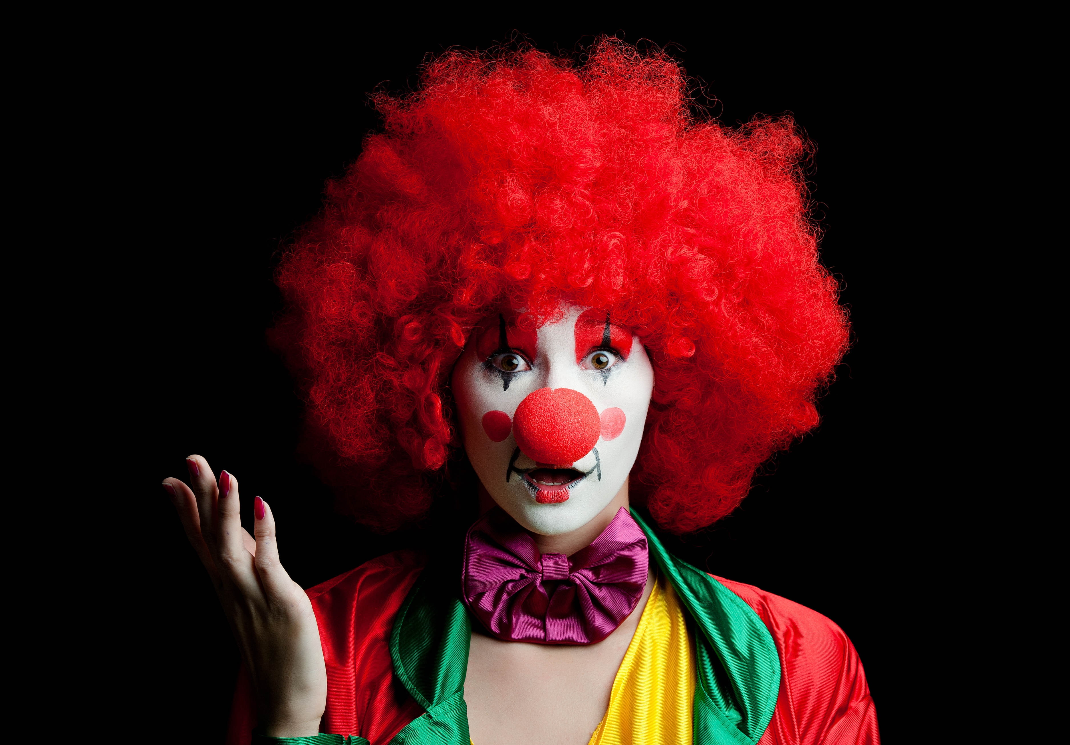 party - Social Event, actor, stage Costume, multi Colored, 2K, wig, obscured face, face Paint, one Person, yellow, halloween, people, disguise, adult, HD Wallpaper