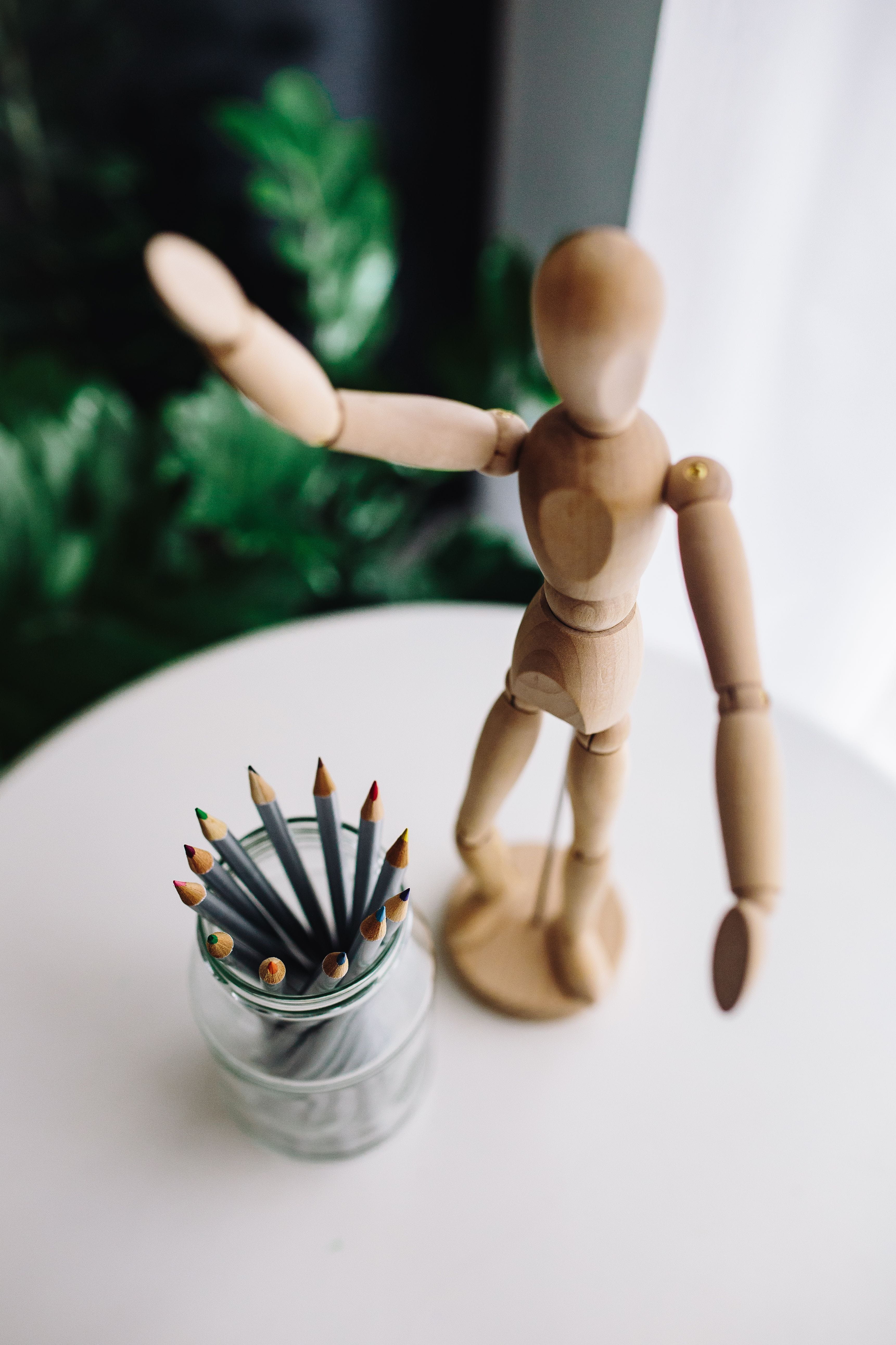 manerquin, wooden, craft, human representation, toy, representation, human hand, 5K, figurine, various, human body part, still life, wood - material, high angle view, Phone HD Wallpaper