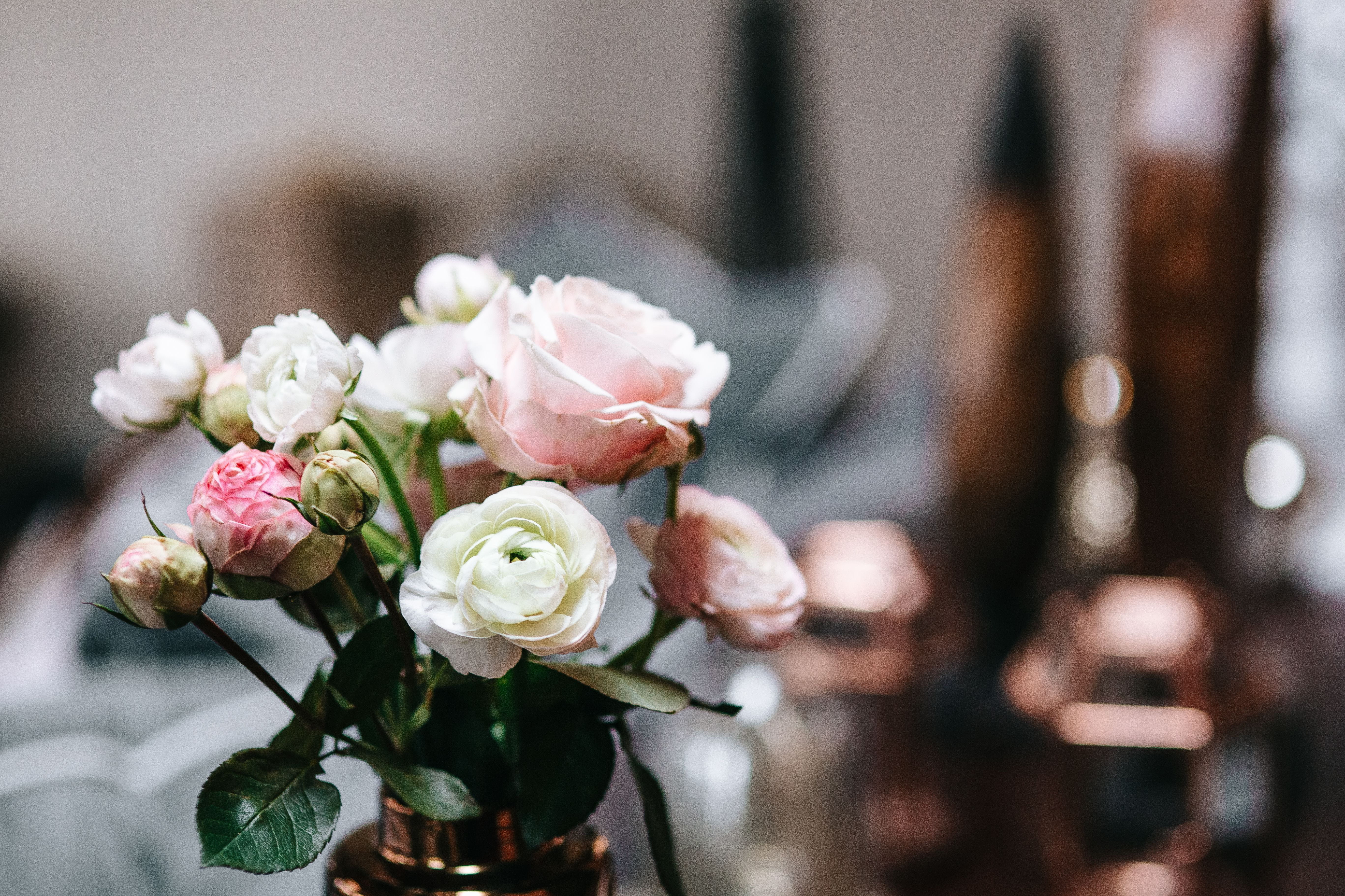 decorations, flowering plant, freshness, decoration, indoors, 5K, wedding ceremony, glamour, lovely flowers, focus on foreground, nature, table, rose, HD Wallpaper